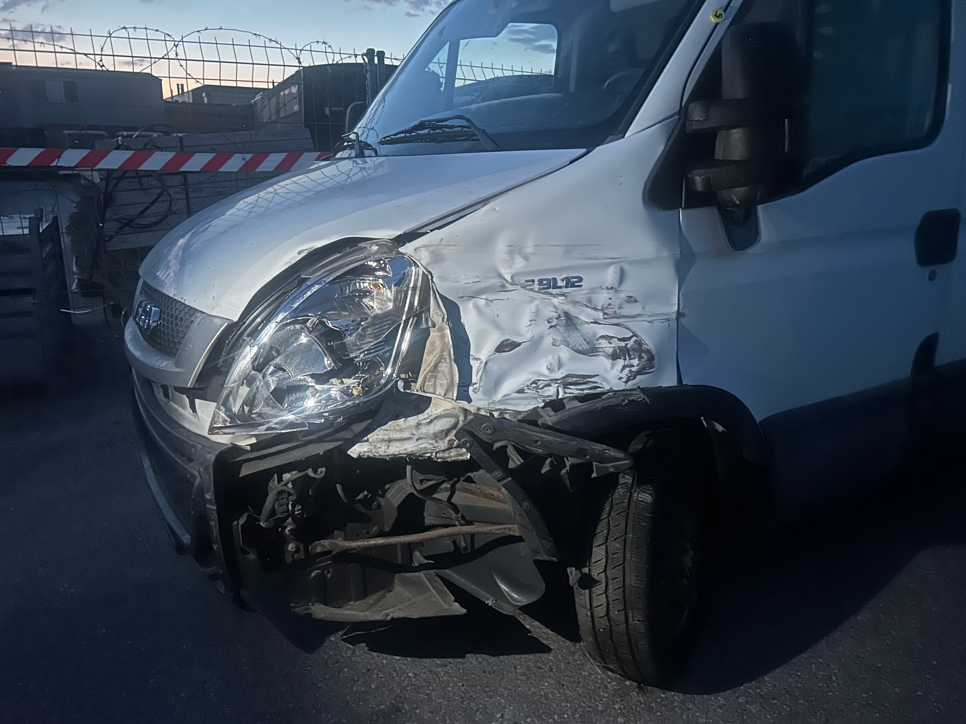 IVECO 29 L 12 VL GHBA42A1B1-image-4