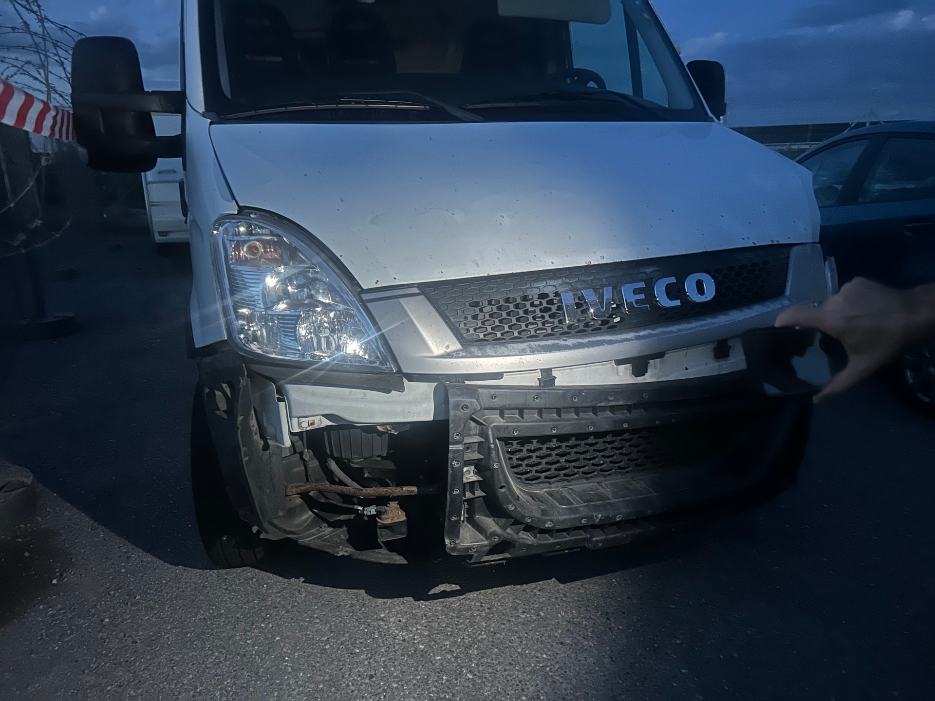 IVECO 29 L 12 VL GHBA42A1B1-image-1