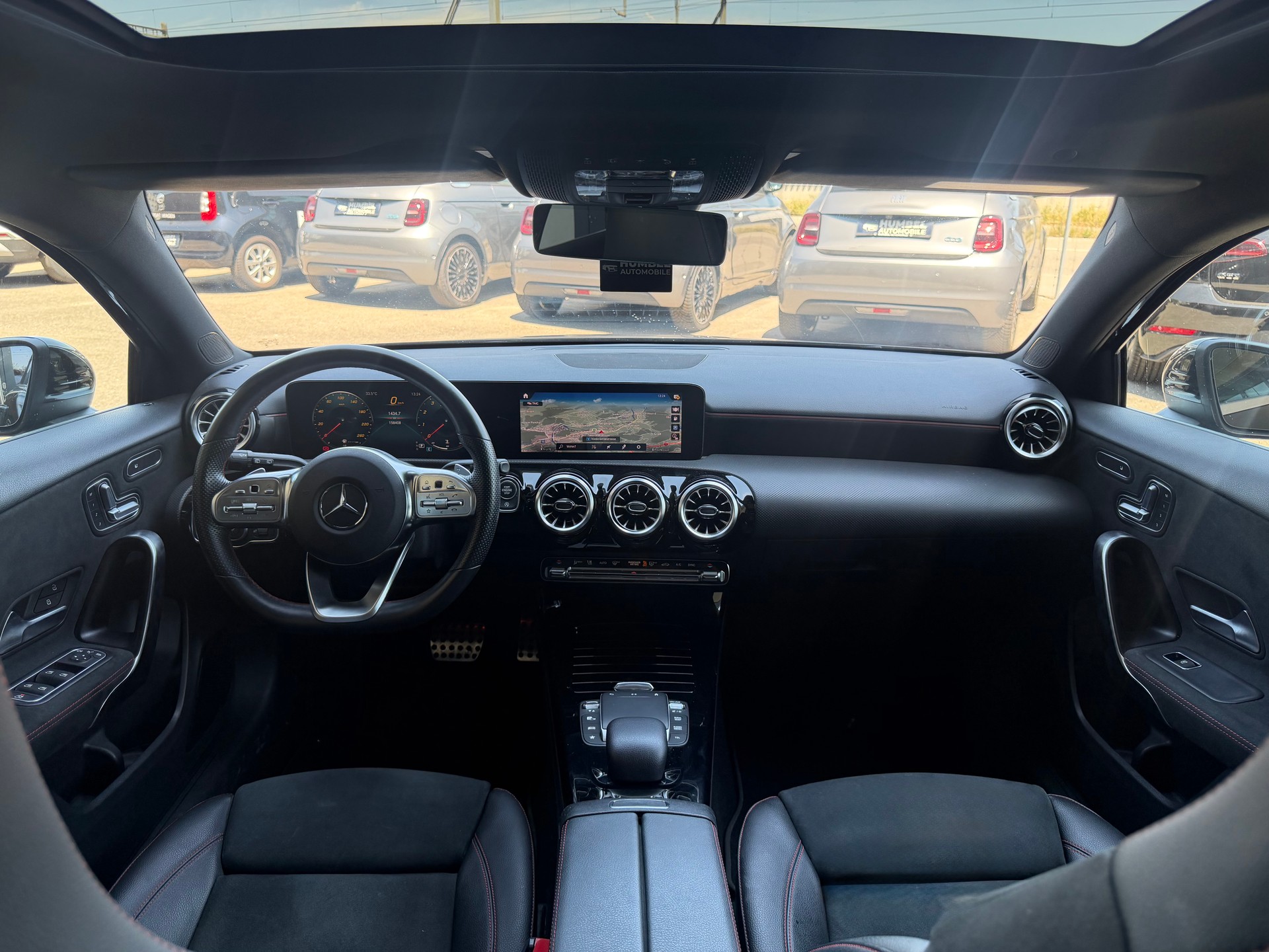 MERCEDES-BENZ A 200 AMG Line 7G-DCT-image-6