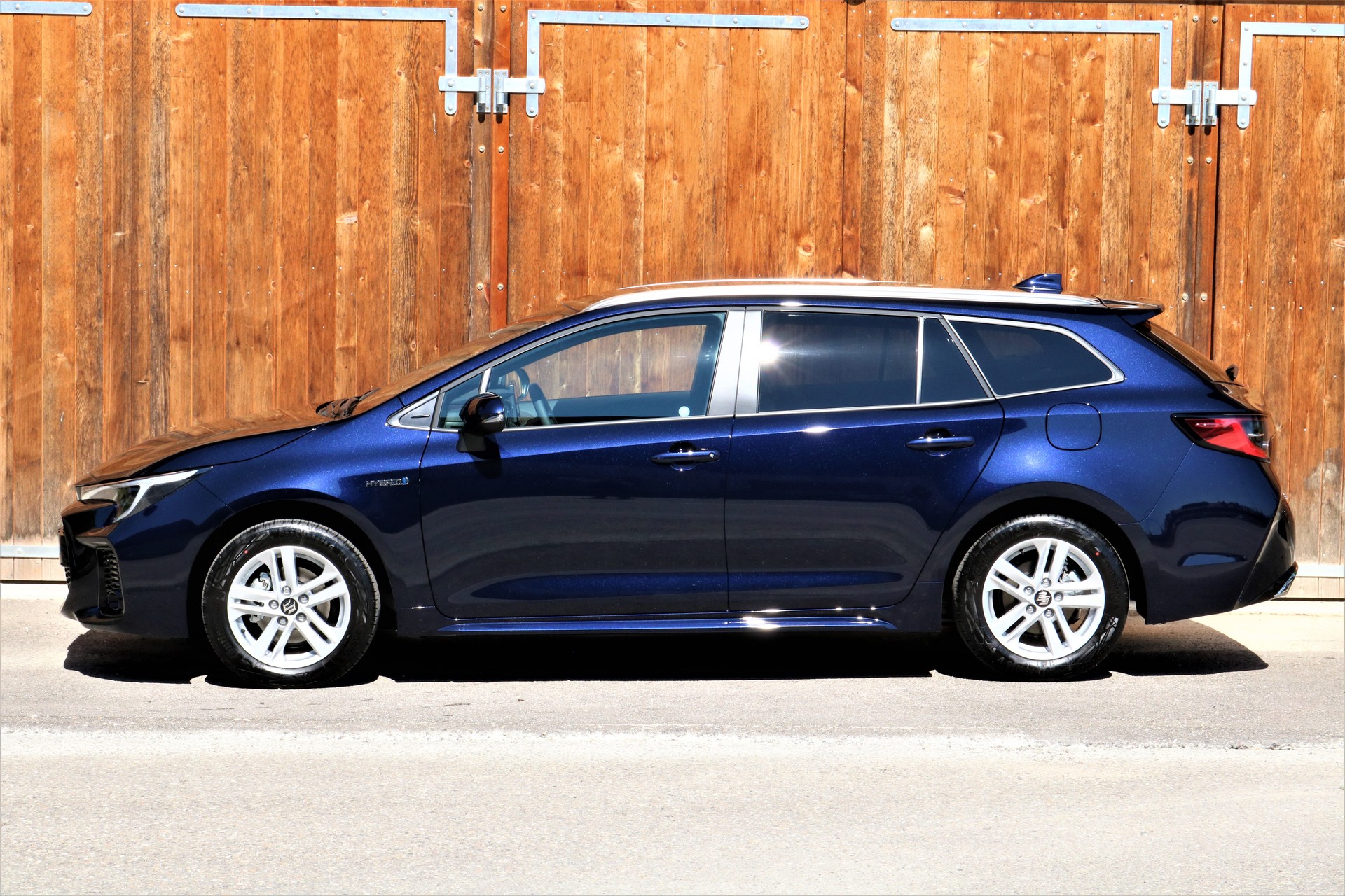 SUZUKI Swace 1.8 Hybrid Compact Top E-CVT-image-1