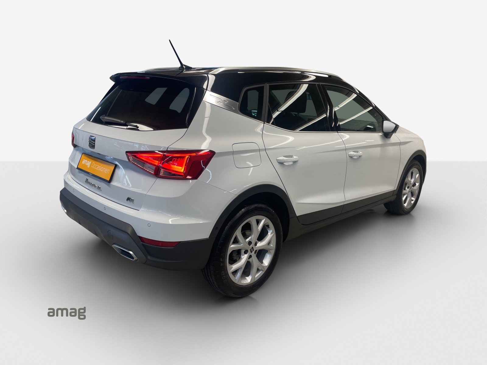SEAT Arona 1.0 TSI Eco Hola FR DSG-image-4