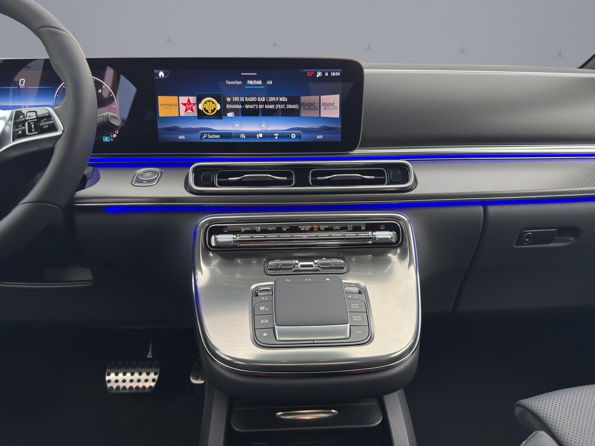 MERCEDES-BENZ V 300 d Exclusive lang Van-image-13