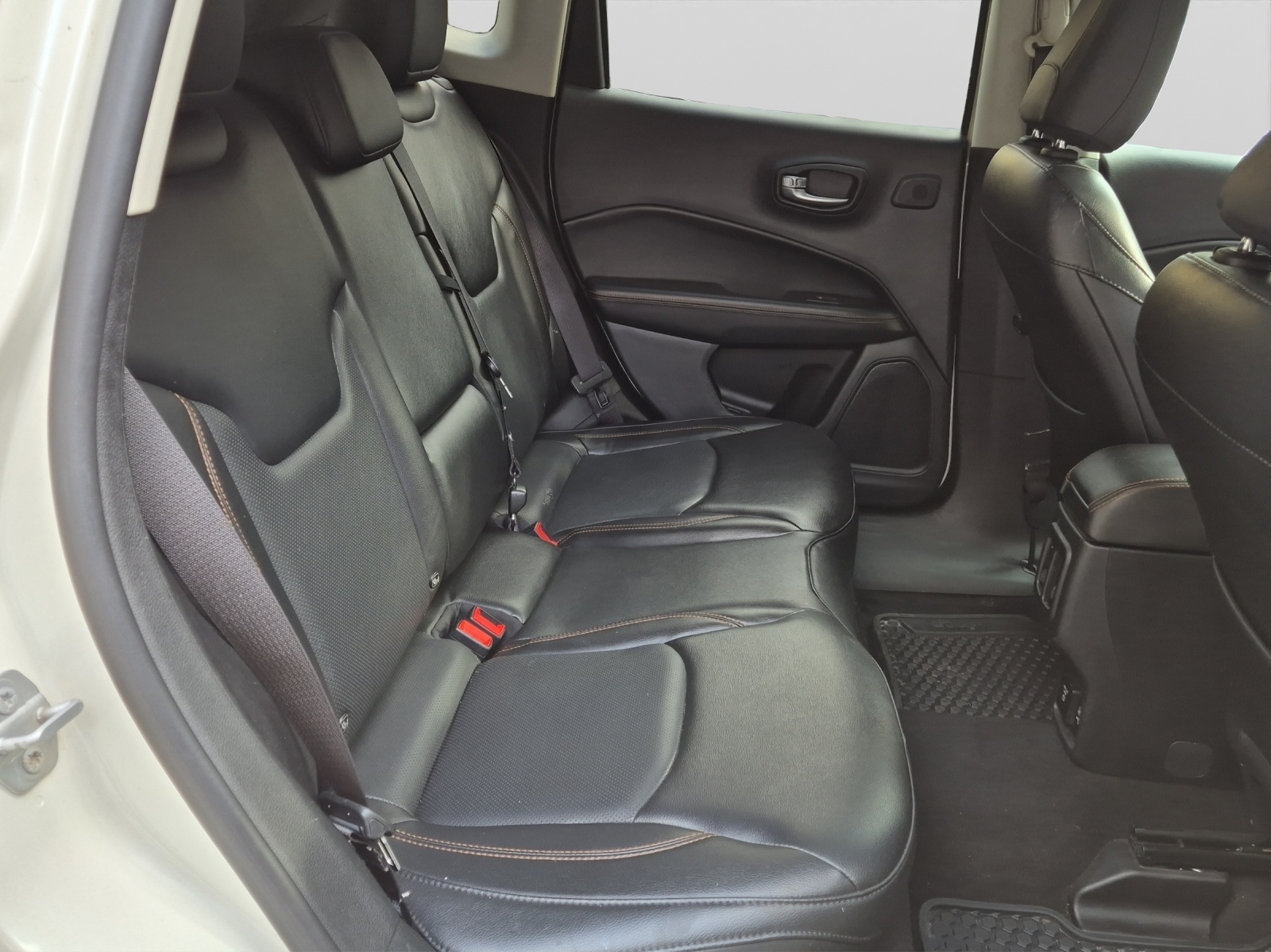 JEEP Compass 2.0CRD Limited AWD 9ATX-image-15