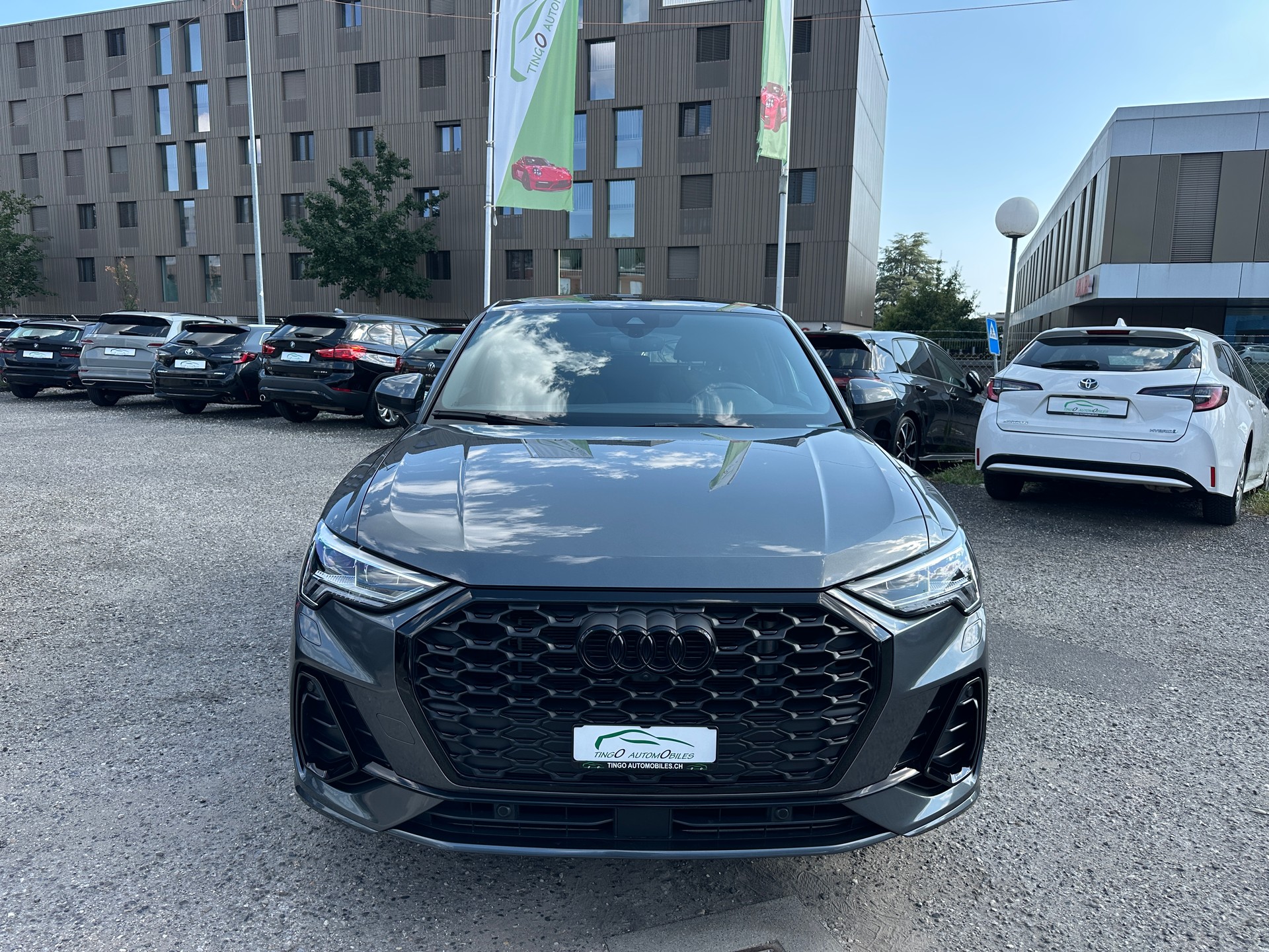 AUDI Q3 Sportback 45 TFSI e S line S-tronic-image-5
