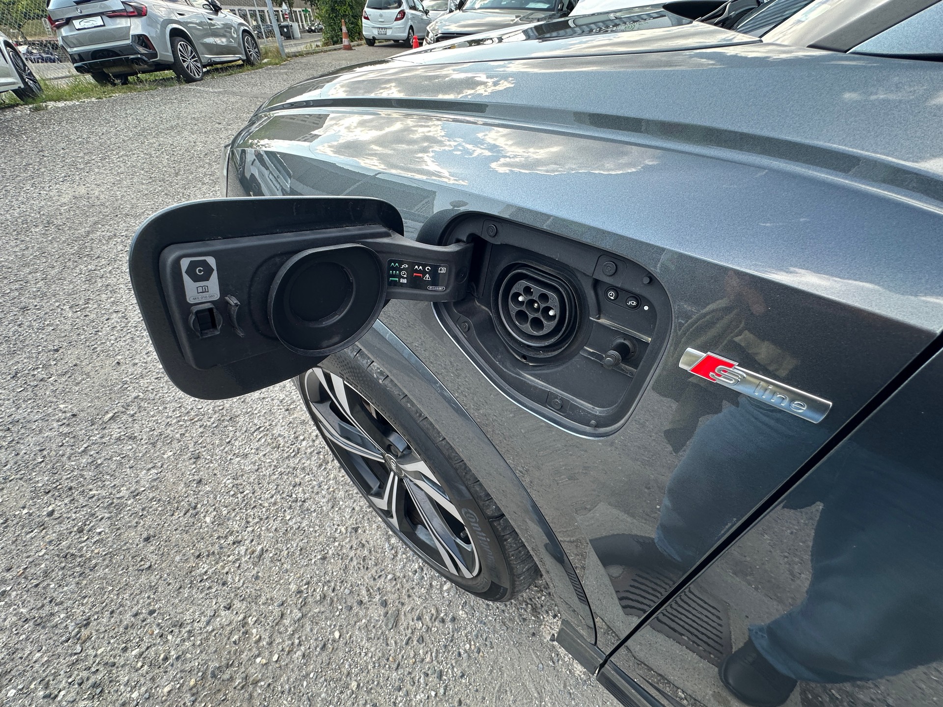 AUDI Q3 Sportback 45 TFSI e S line S-tronic-image-14
