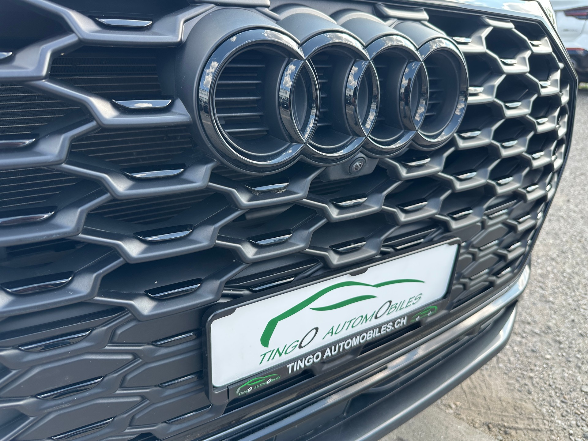 AUDI Q3 Sportback 45 TFSI e S line S-tronic-image-11