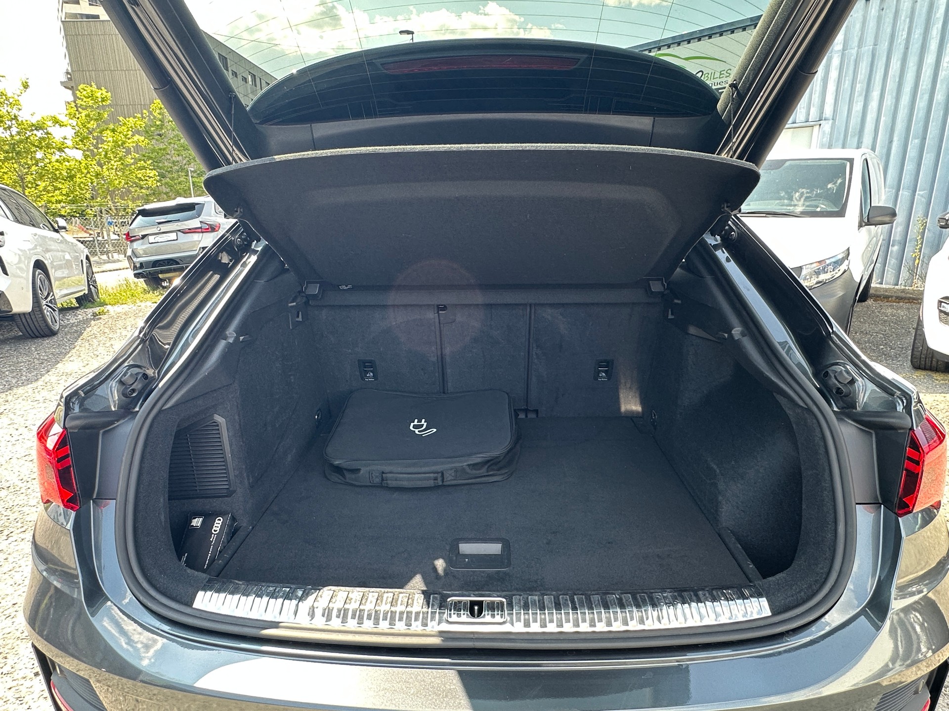AUDI Q3 Sportback 45 TFSI e S line S-tronic-image-12