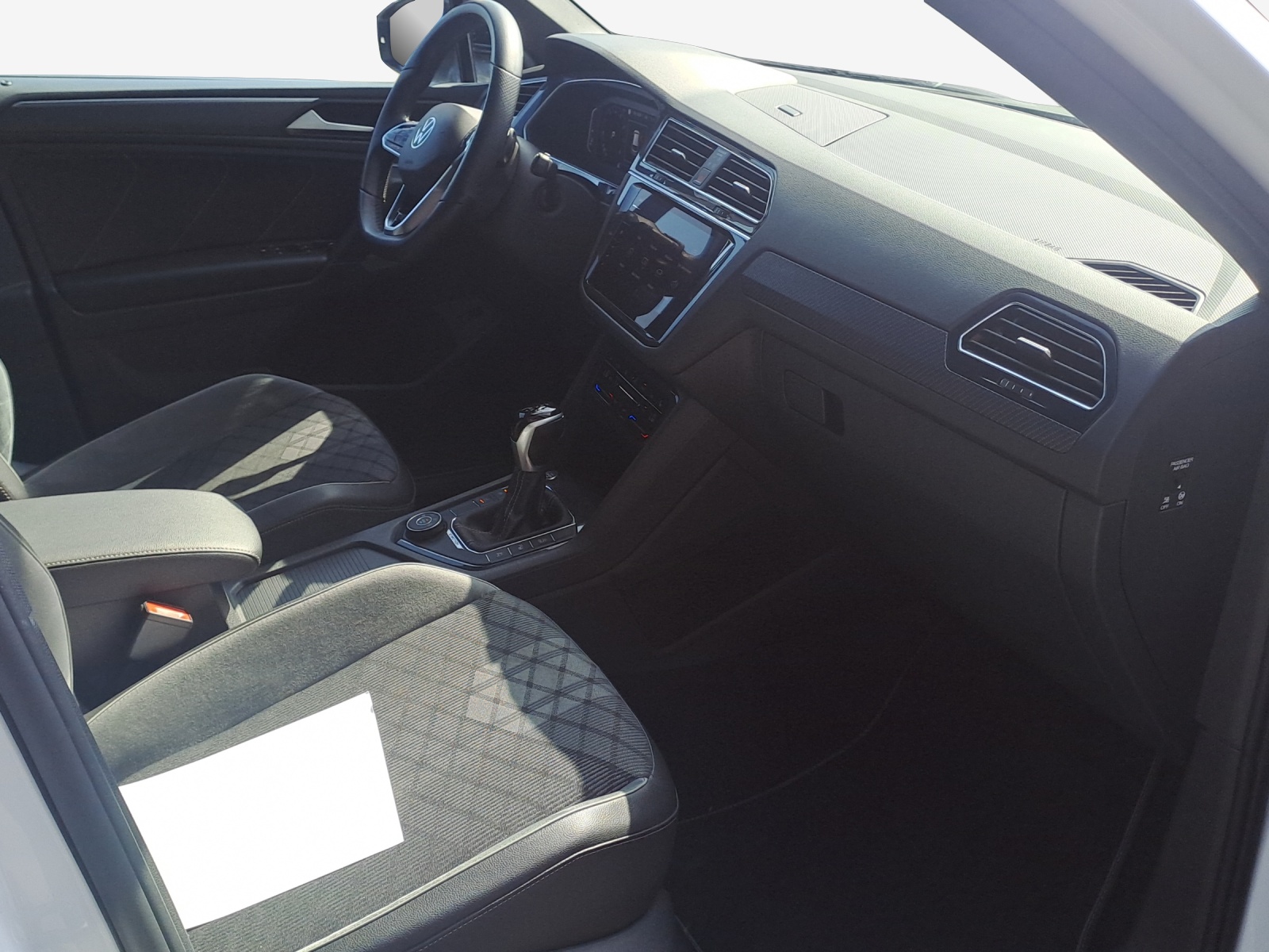 VW Tiguan 2.0TSI R-Line 4Motion DSG-image-13