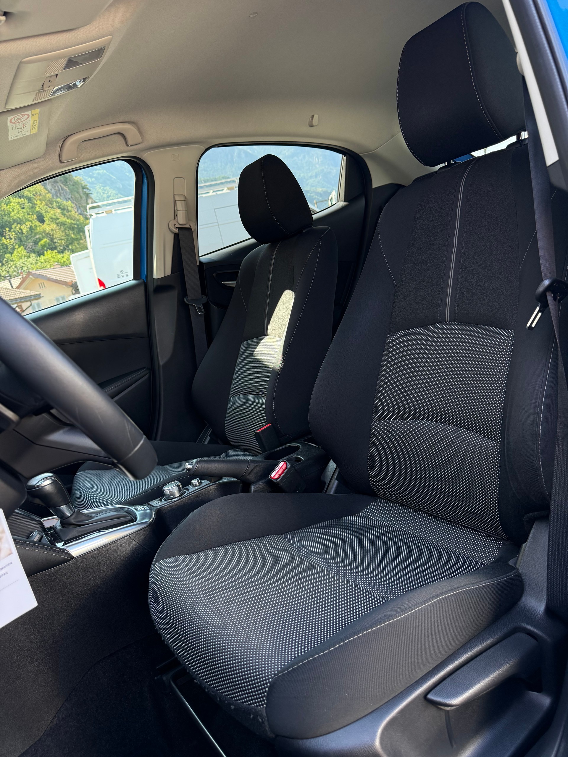 MAZDA 2 SKYACTIV-G 90 Ambition Automat-image-12