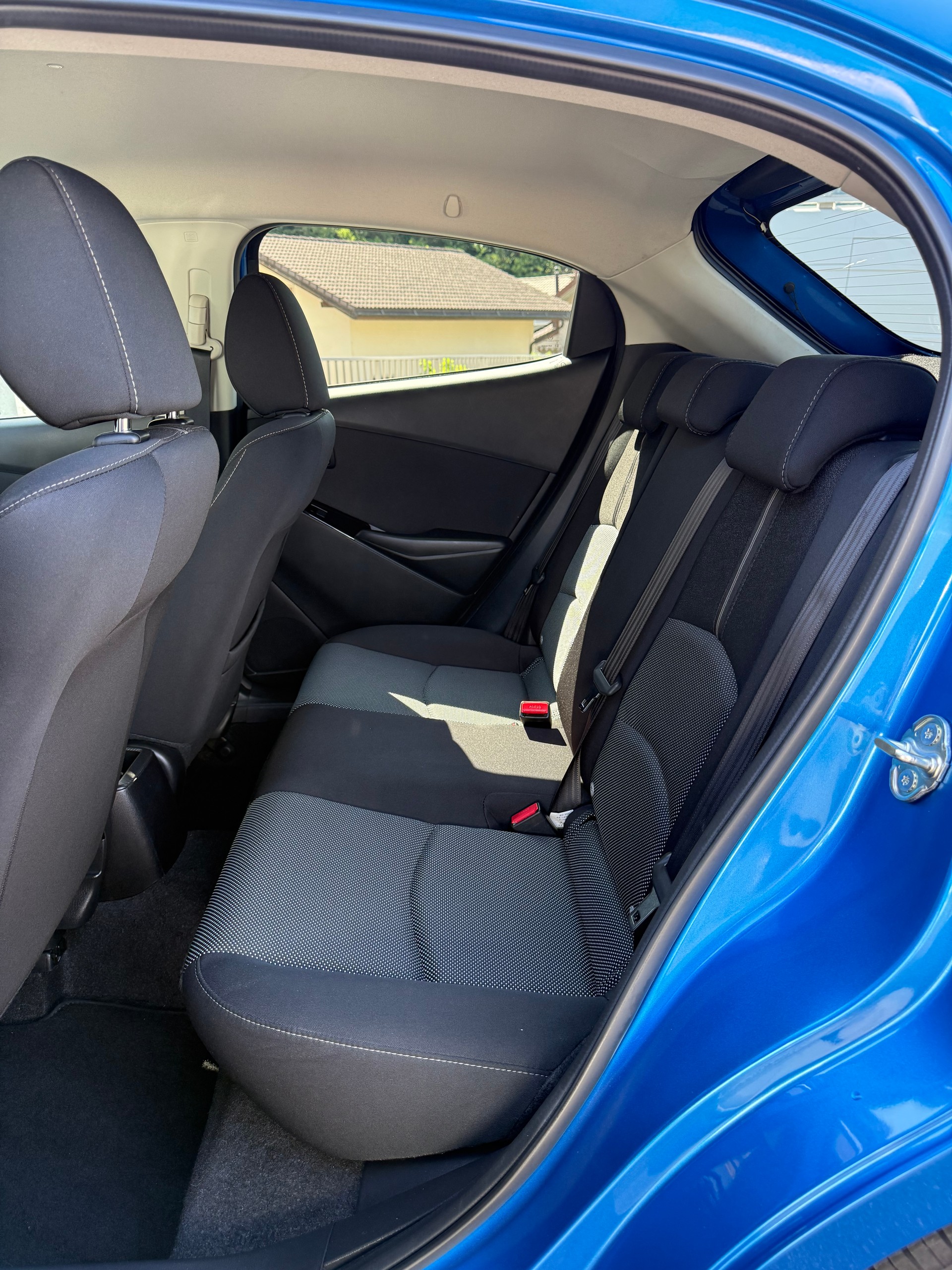 MAZDA 2 SKYACTIV-G 90 Ambition Automat-image-13