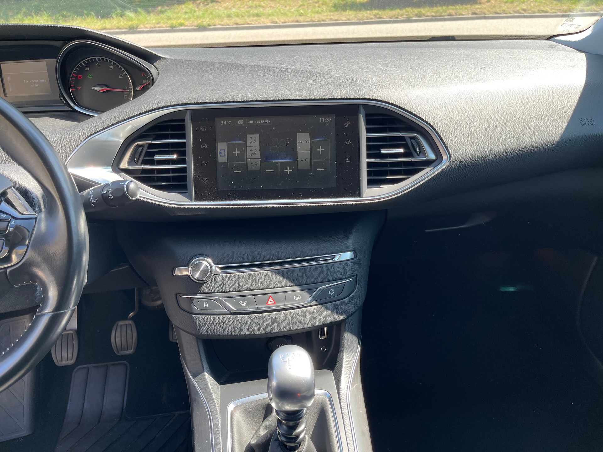PEUGEOT 308 1.6 THP Allure-image-9