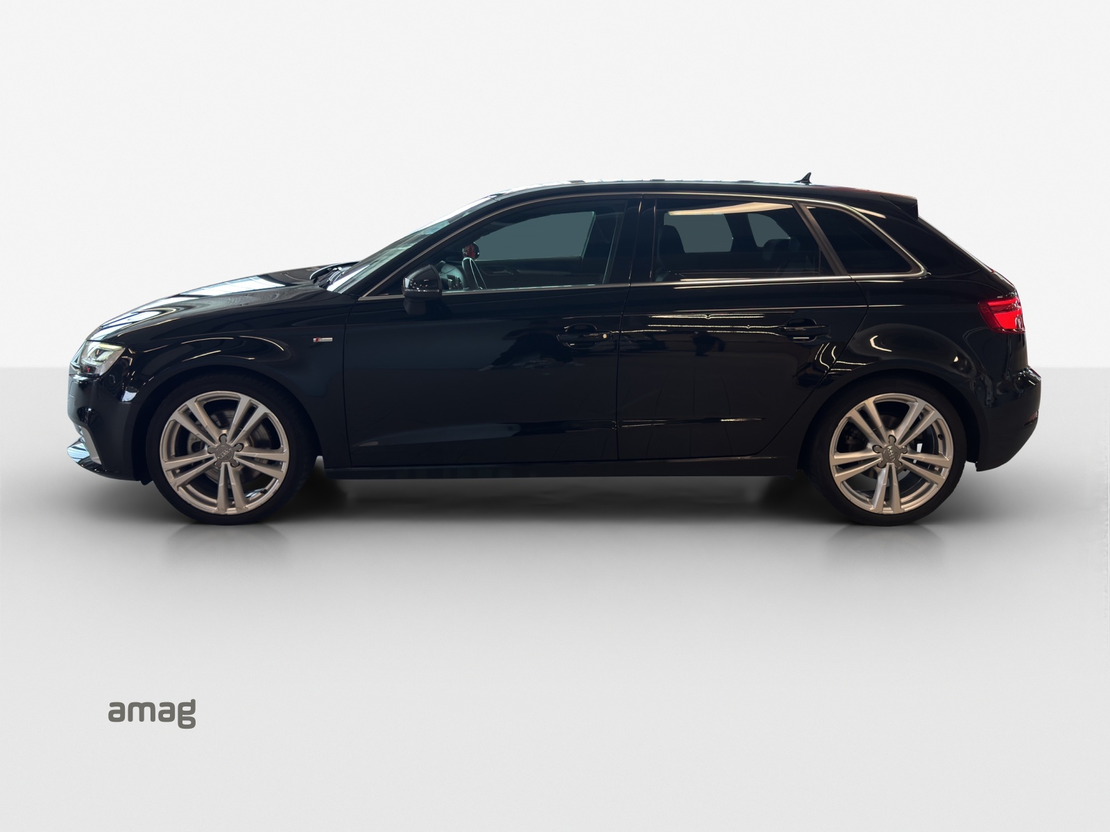AUDI A3 Sportback 2.0 TFSI Sport S-tronic-image-1