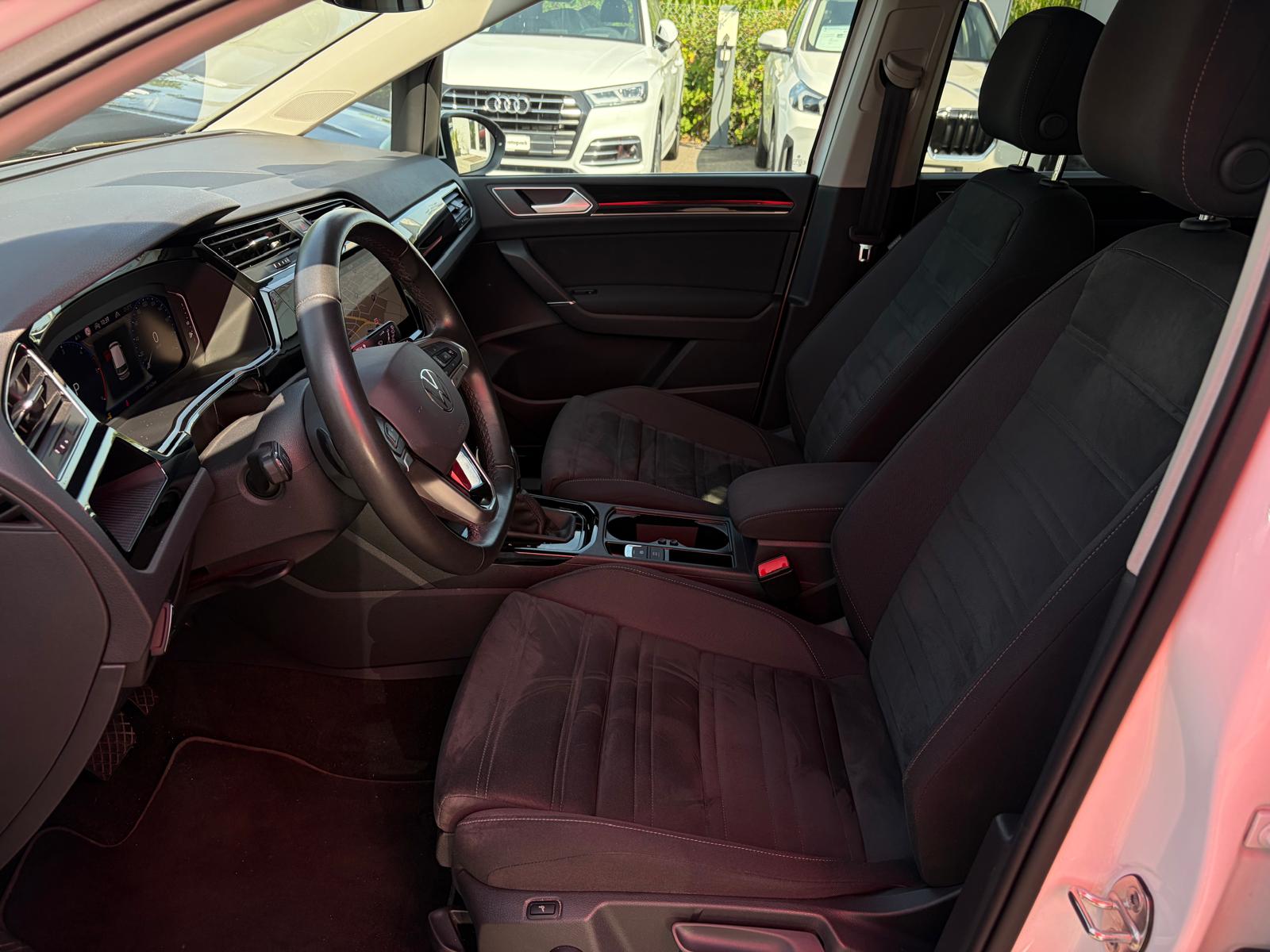 VW Touran 2.0 TDI BlueMotion Technology Highline DSG * Top Ausstattung * *Top Zustand*-image-5