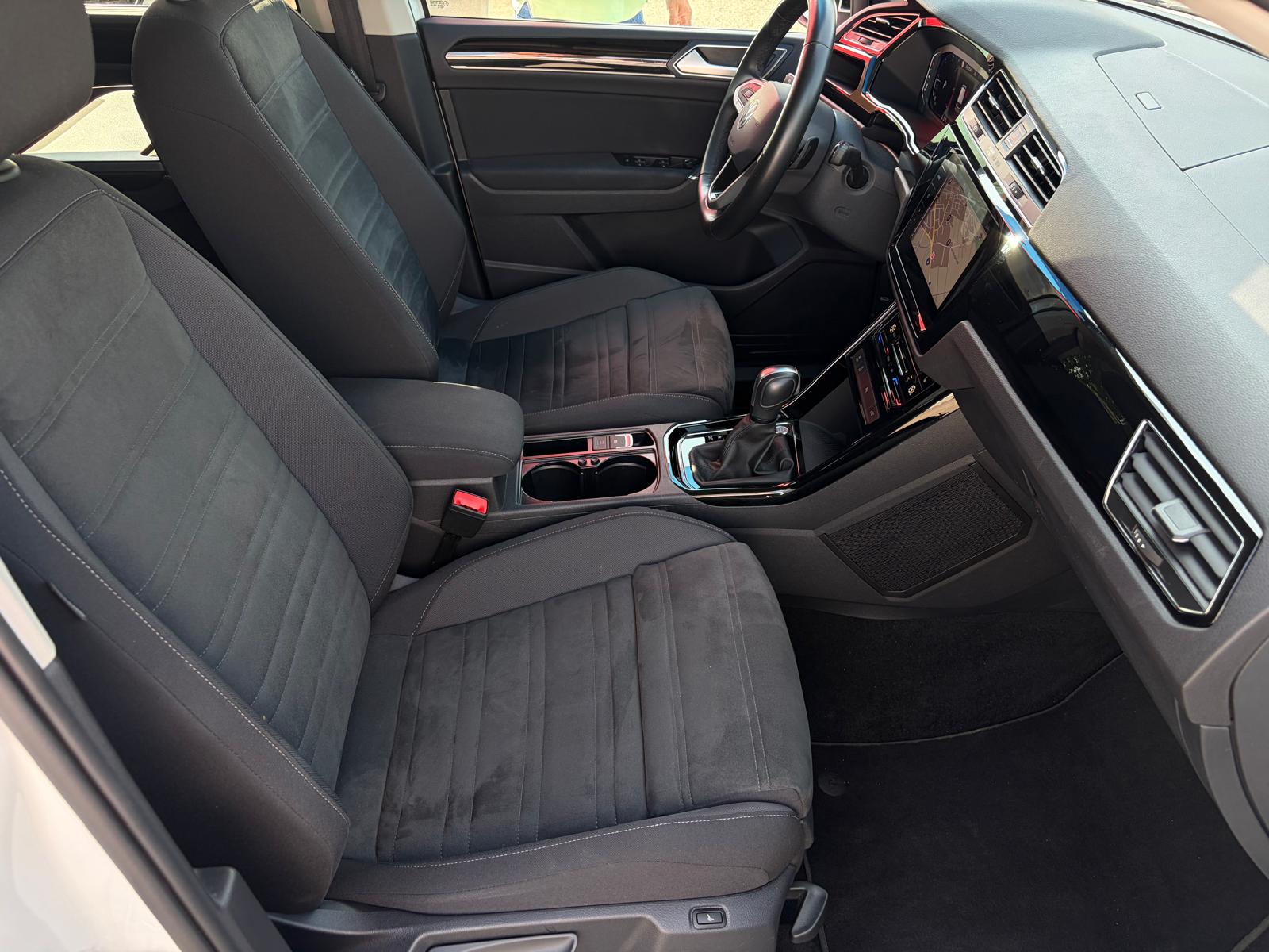 VW Touran 2.0 TDI BlueMotion Technology Highline DSG * Top Ausstattung * *Top Zustand*-image-15