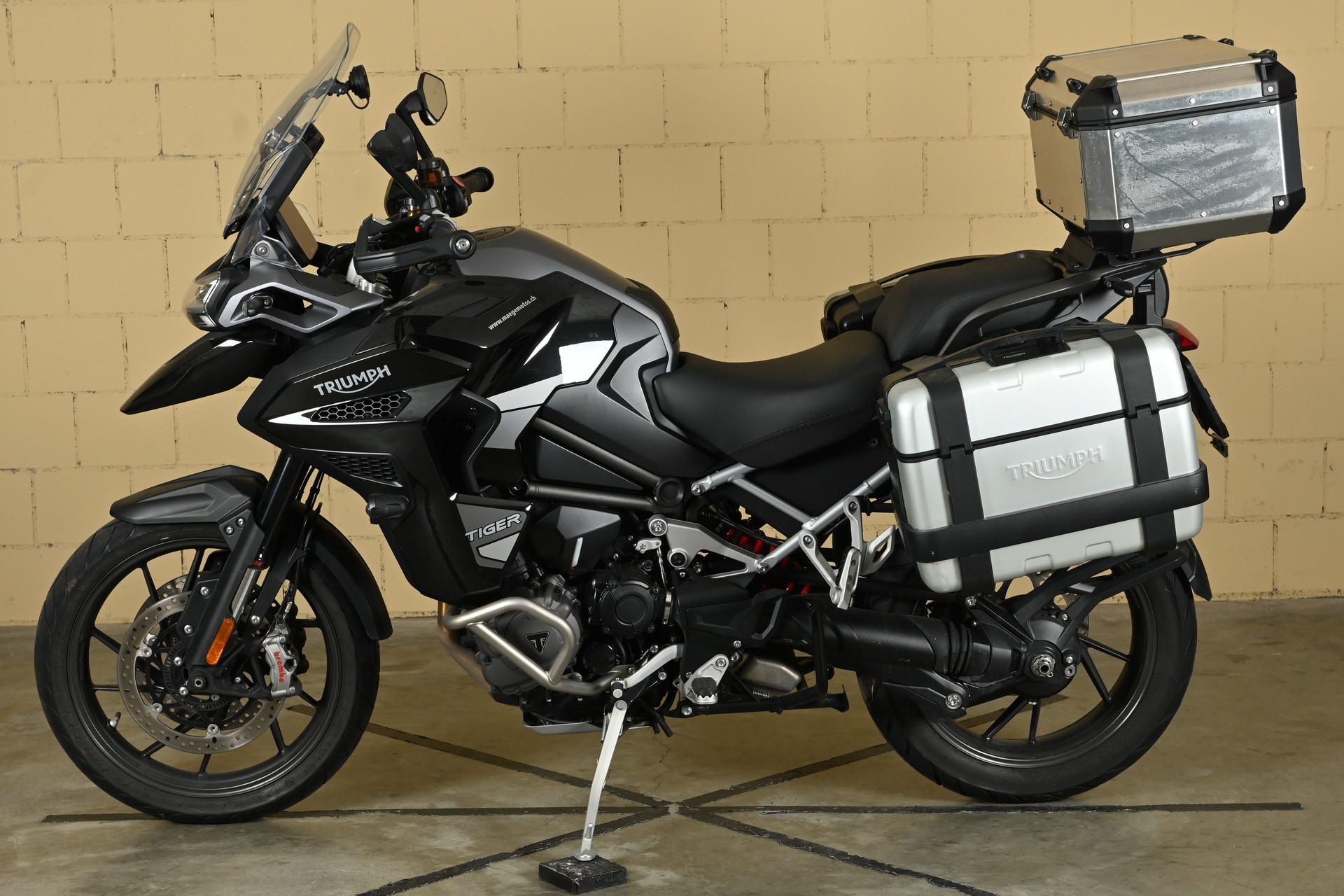 TRIUMPH Tiger 1200 GT Explorer-image-9
