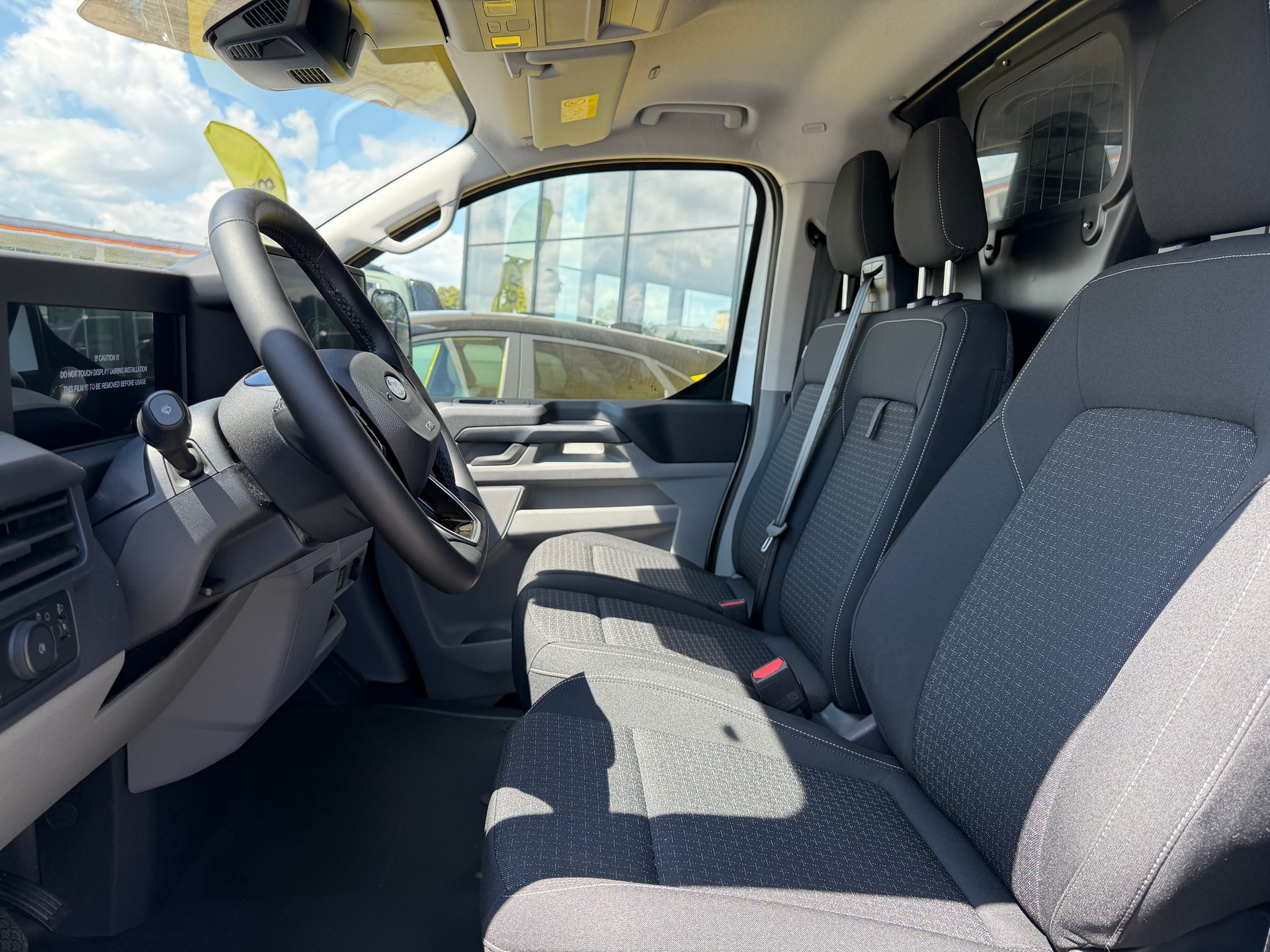 FORD Transit Custom Van 320 L1H1 65kWh Trend-image-6