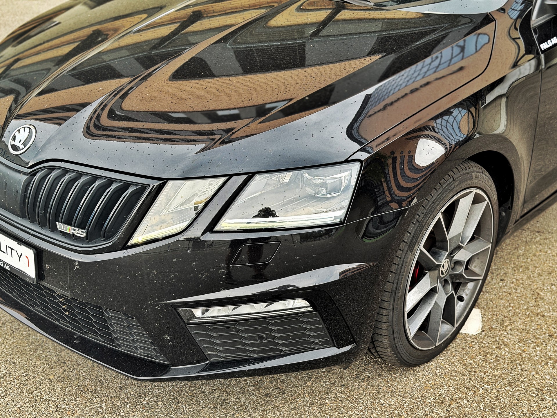 SKODA Octavia Combi 2.0 TDI RS 4x4 DSG-image-7