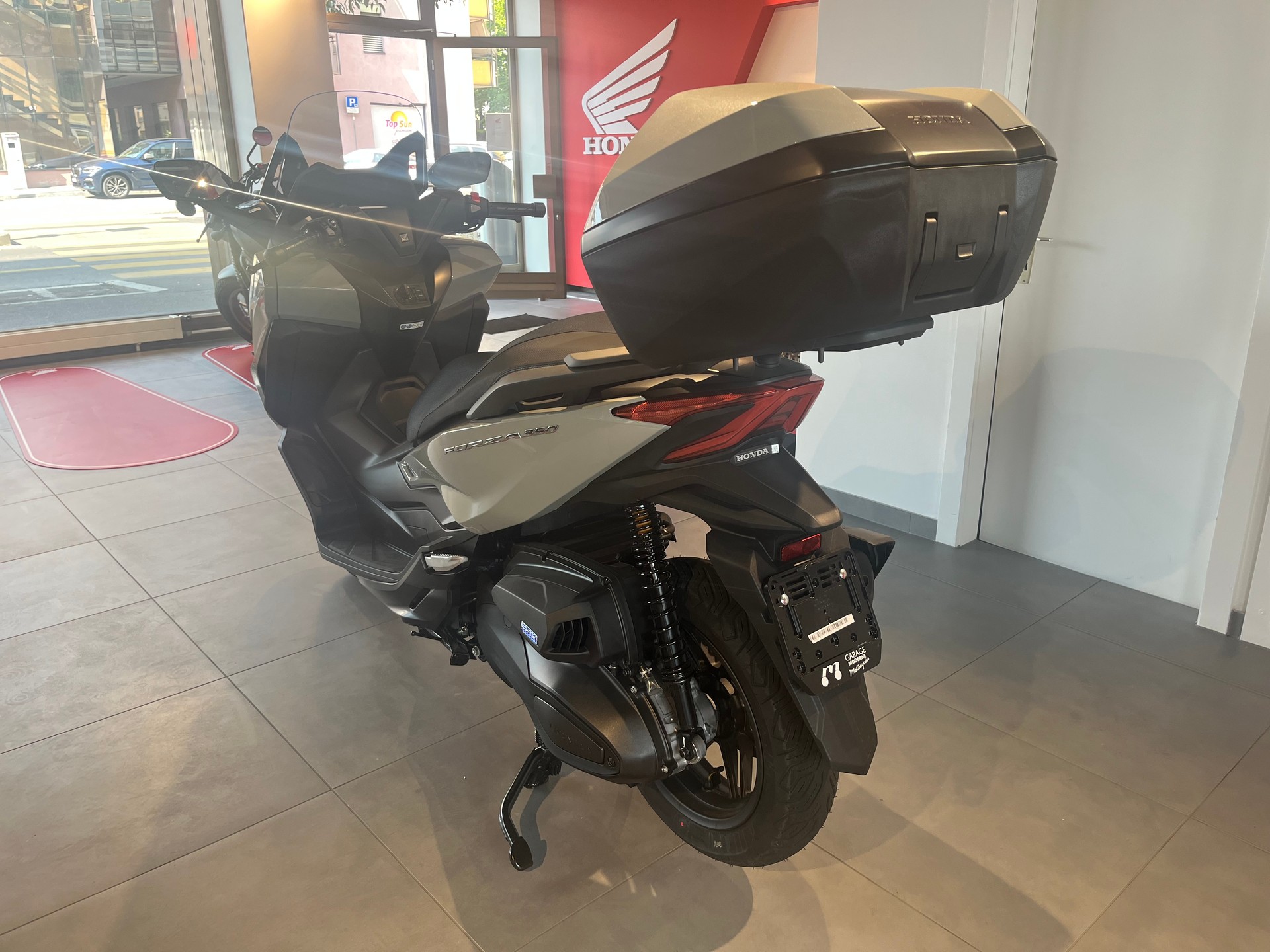 HONDA NSS 350 Top Box-image-4