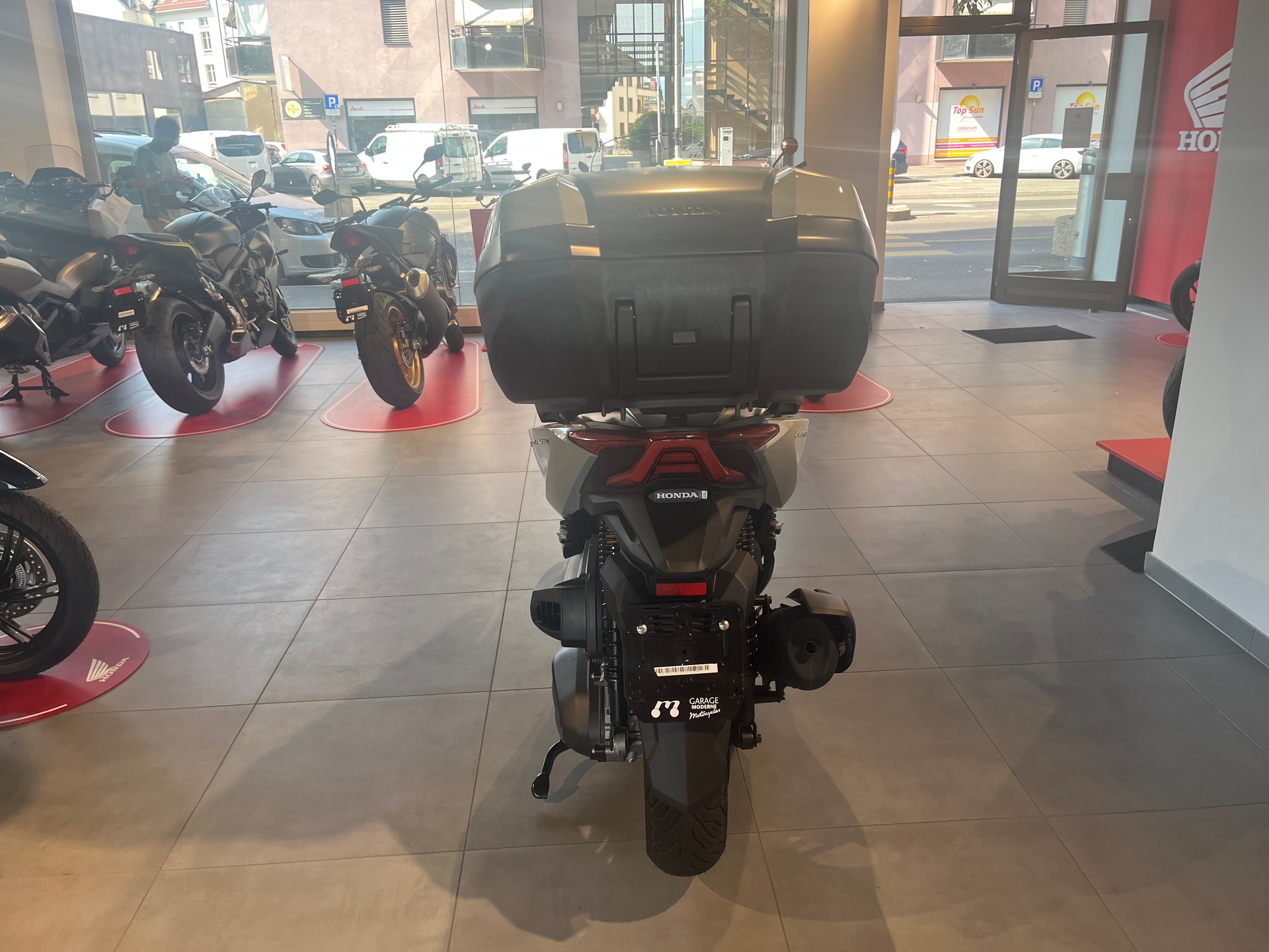 HONDA NSS 350 Top Box-image-5