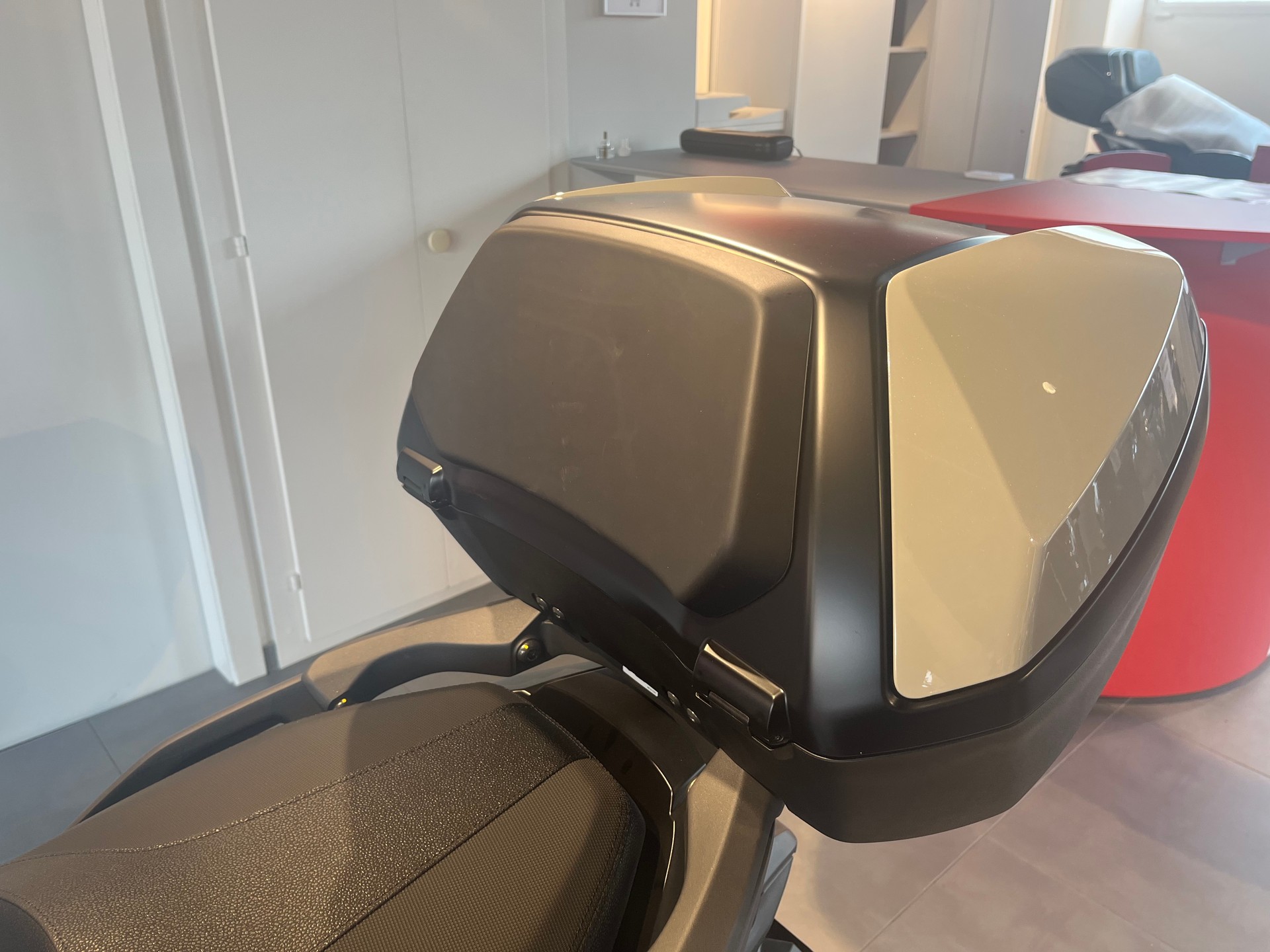 HONDA NSS 350 Top Box-image-15