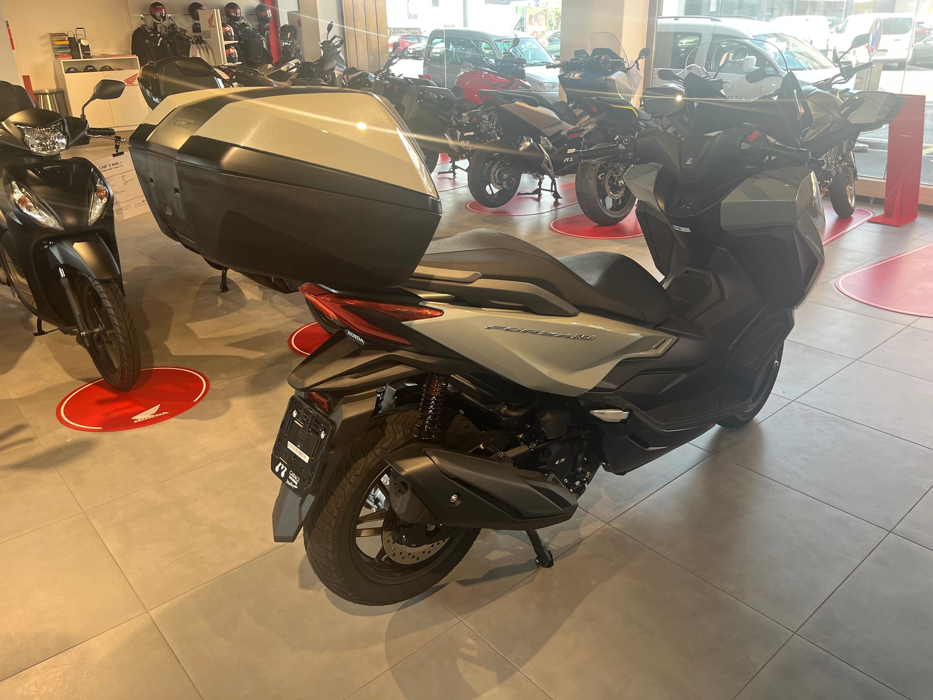 HONDA NSS 350 Top Box-image-6