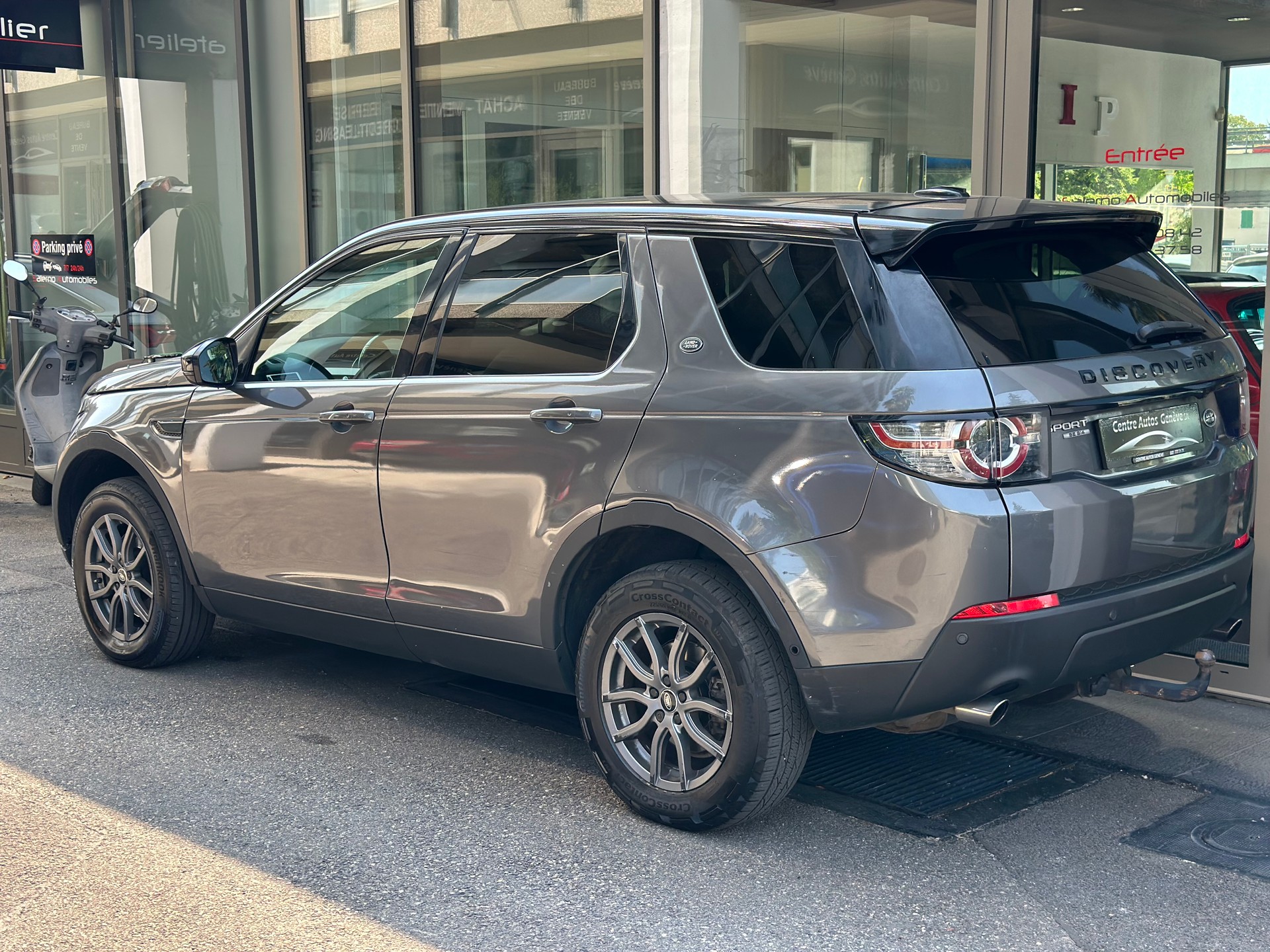 LAND ROVER Discovery Sport 2.0 TD4 HSE AT9-image-3