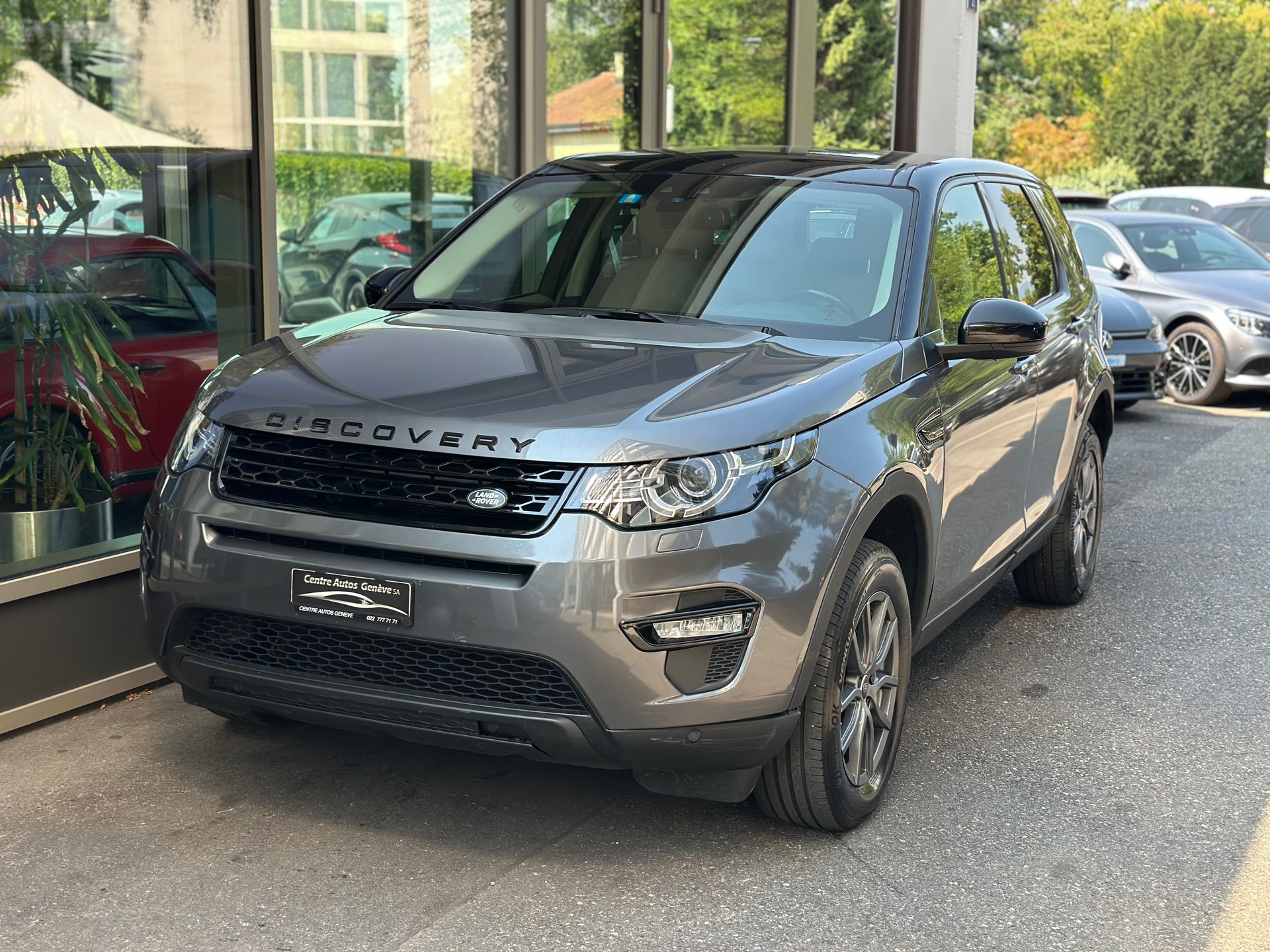 LAND ROVER Discovery Sport 2.0 TD4 HSE AT9-image-1