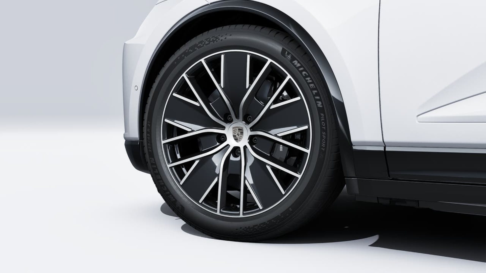 PORSCHE Macan Turbo-image-9