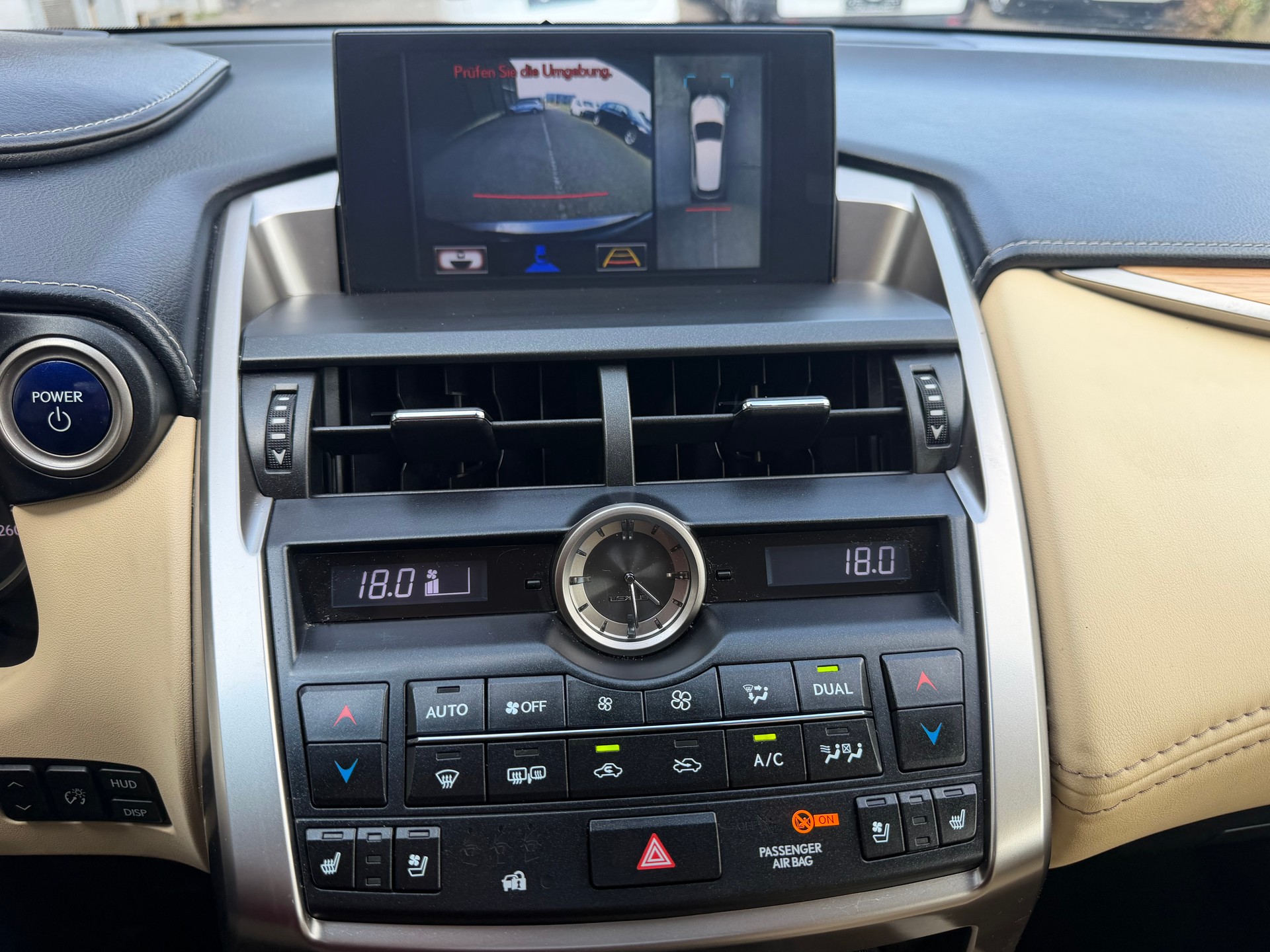 LEXUS NX 300h excellence E-Four Automatic * Leder * Gr. Navi * LED * Klima-auto * PDC v&h-RF-Kamera * Tempomat * Frisch Ab MFK-image-8