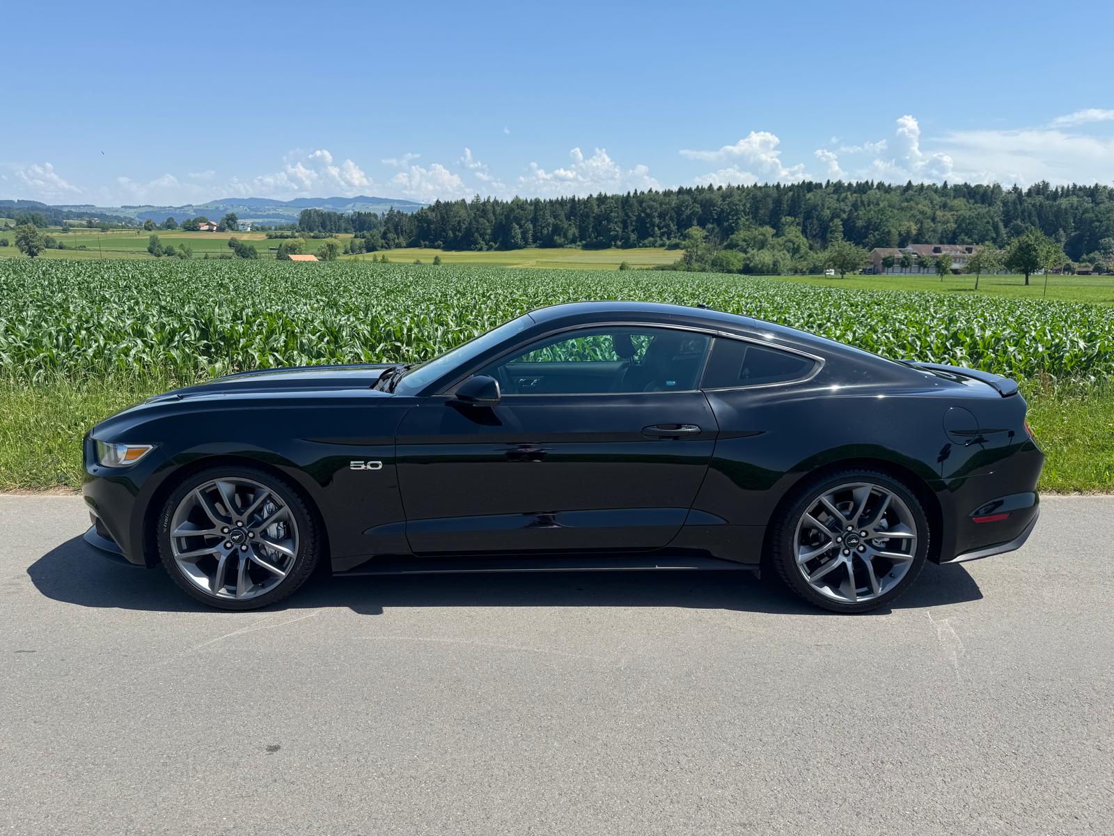 FORD Mustang Fastback 5.0 V8 GT Automat-image-2