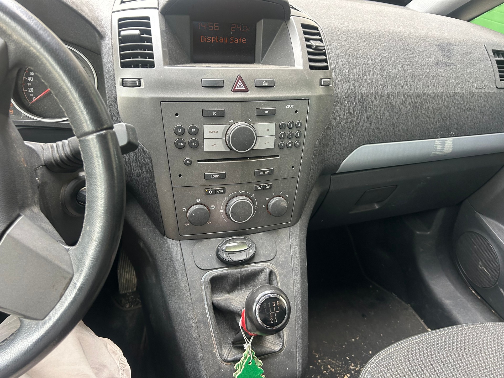 OPEL Zafira 1.8i 16V Enjoy-image-9