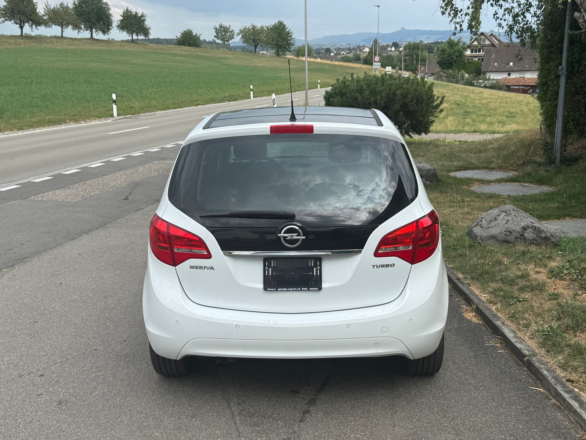 OPEL Meriva 1.4 Turbo Enjoy-image-5