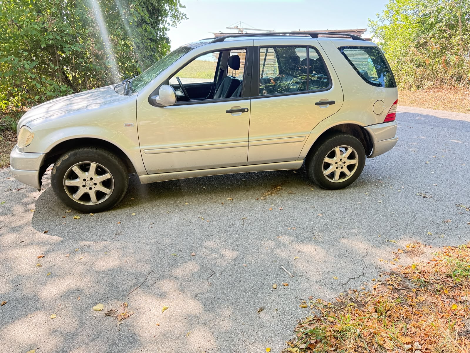 MERCEDES-BENZ ML 270 CDI 6-Gang-Handschaltung.-image-1