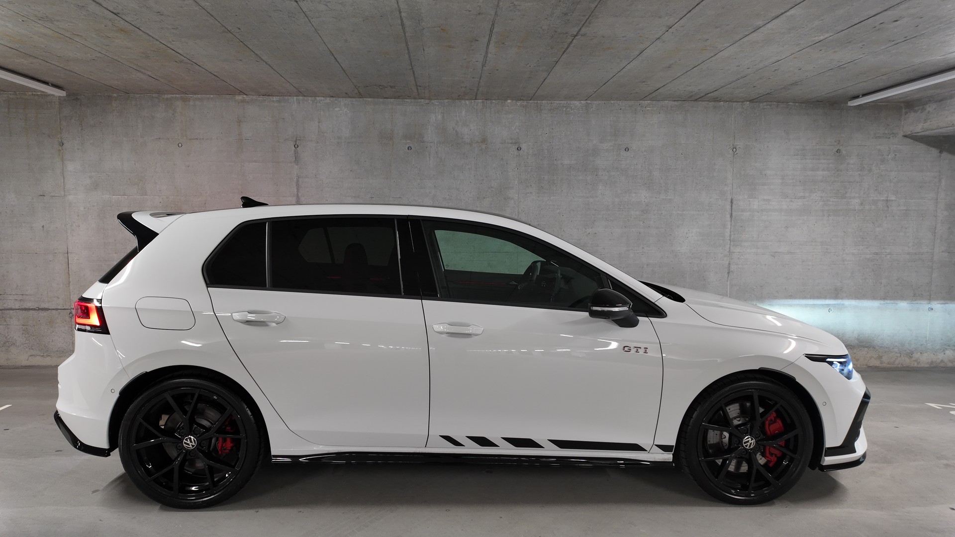 VW Golf 2.0 TSI GTI Clubsport DSG-showroom-element-3