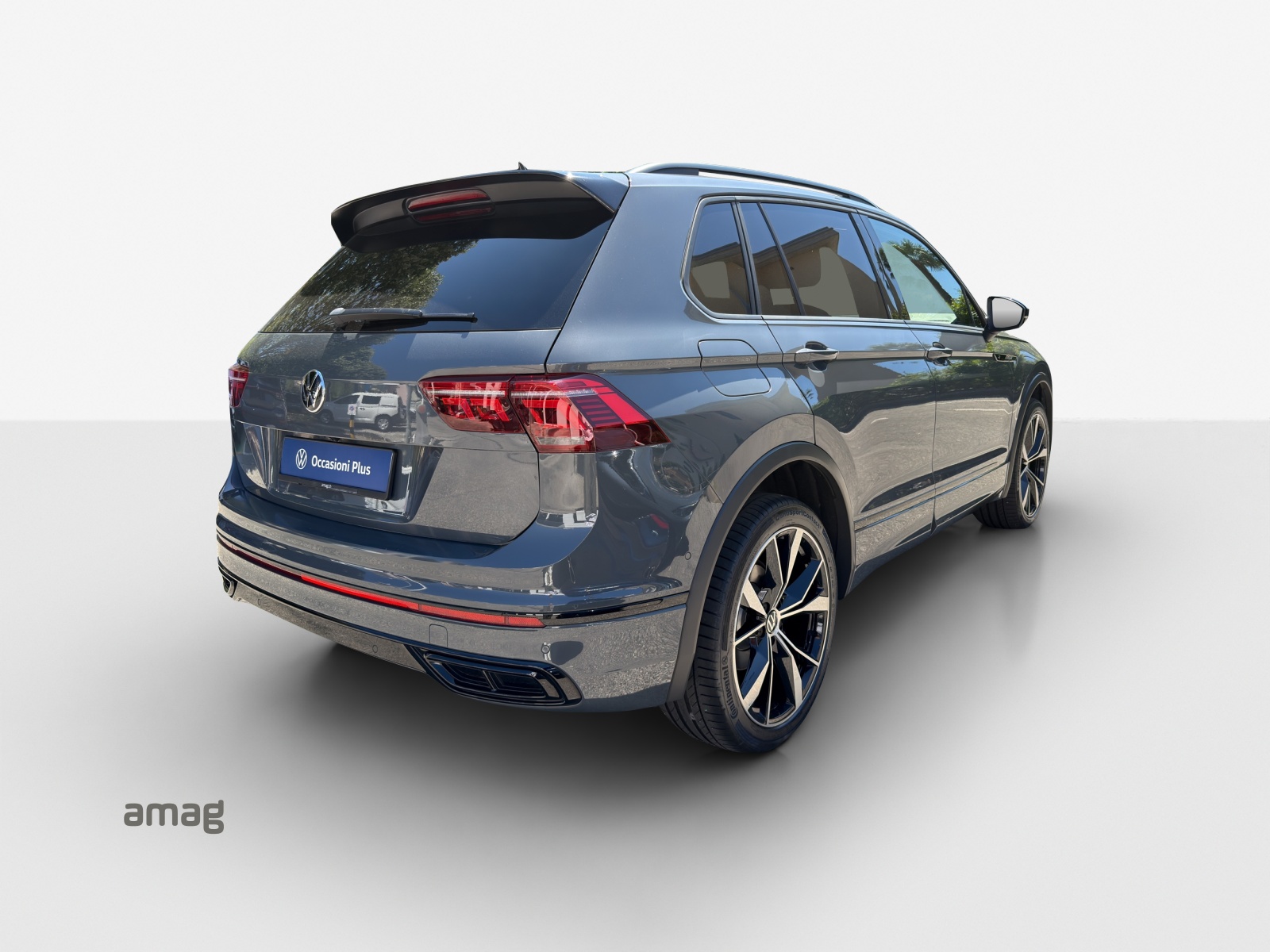 VW Tiguan 2.0TSI R-Line 4Motion DSG-image-4