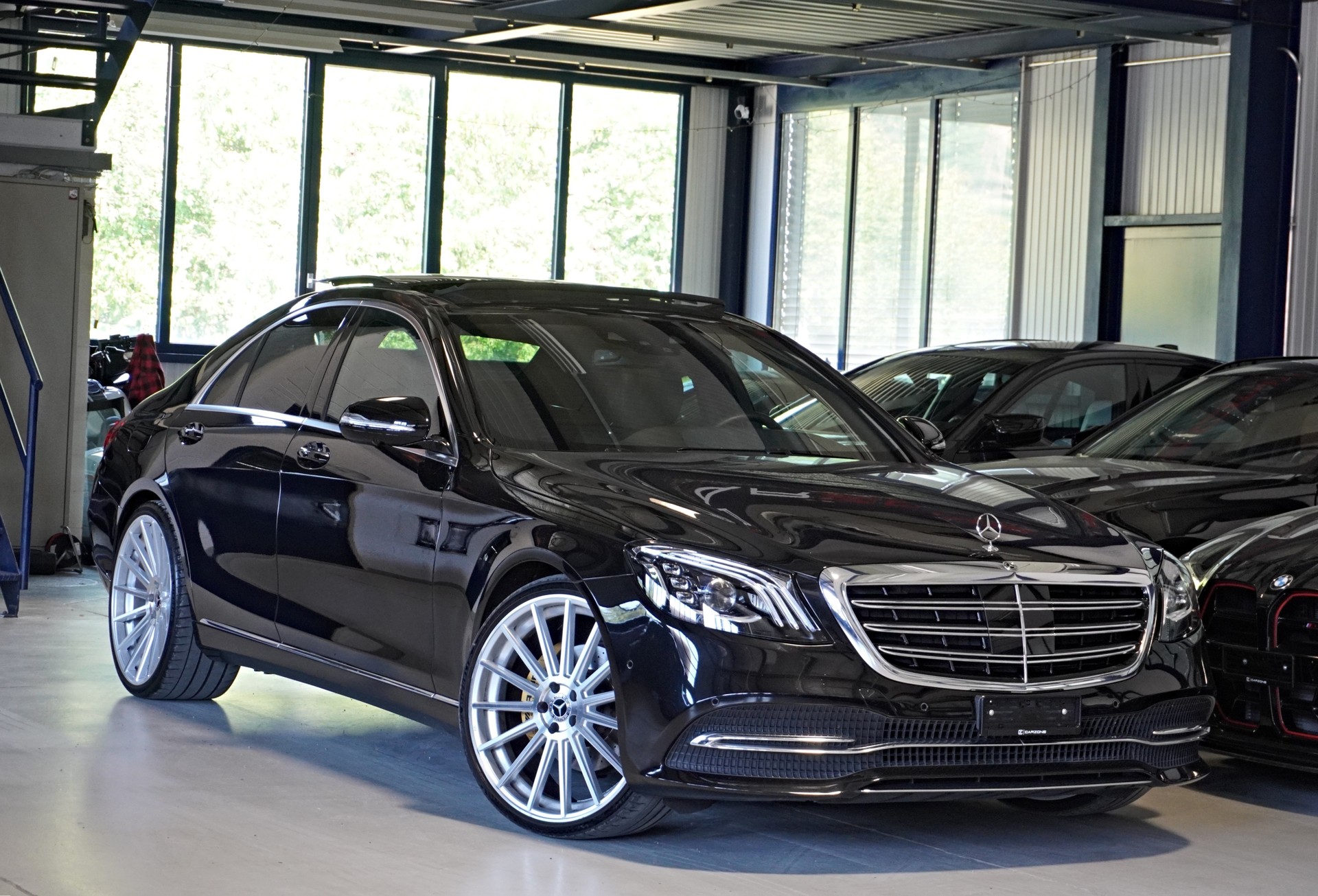 MERCEDES-BENZ S 350 d 4Matic 9G-Tronic // MASSAGESITZE // BURMESTER // PANORAMADACH //-image-0