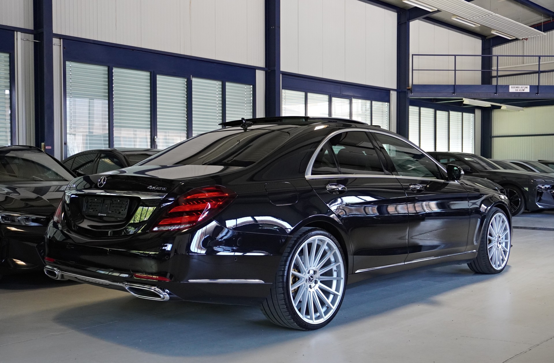 MERCEDES-BENZ S 350 d 4Matic 9G-Tronic // MASSAGESITZE // BURMESTER // PANORAMADACH //-image-3