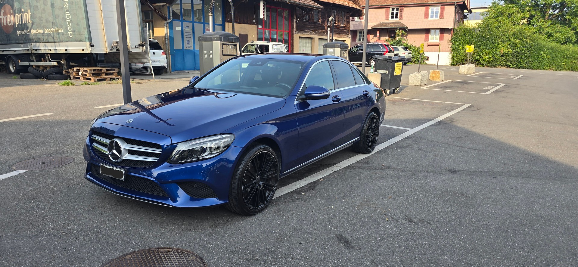 MERCEDES-BENZ C 200 4matic-image-2