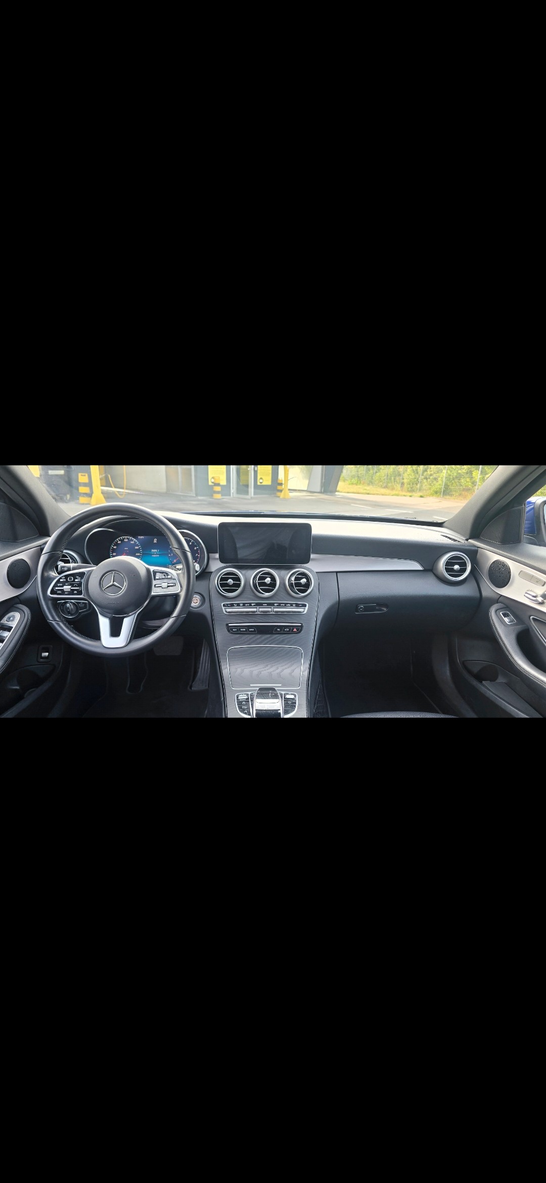 MERCEDES-BENZ C 200 4matic-image-3