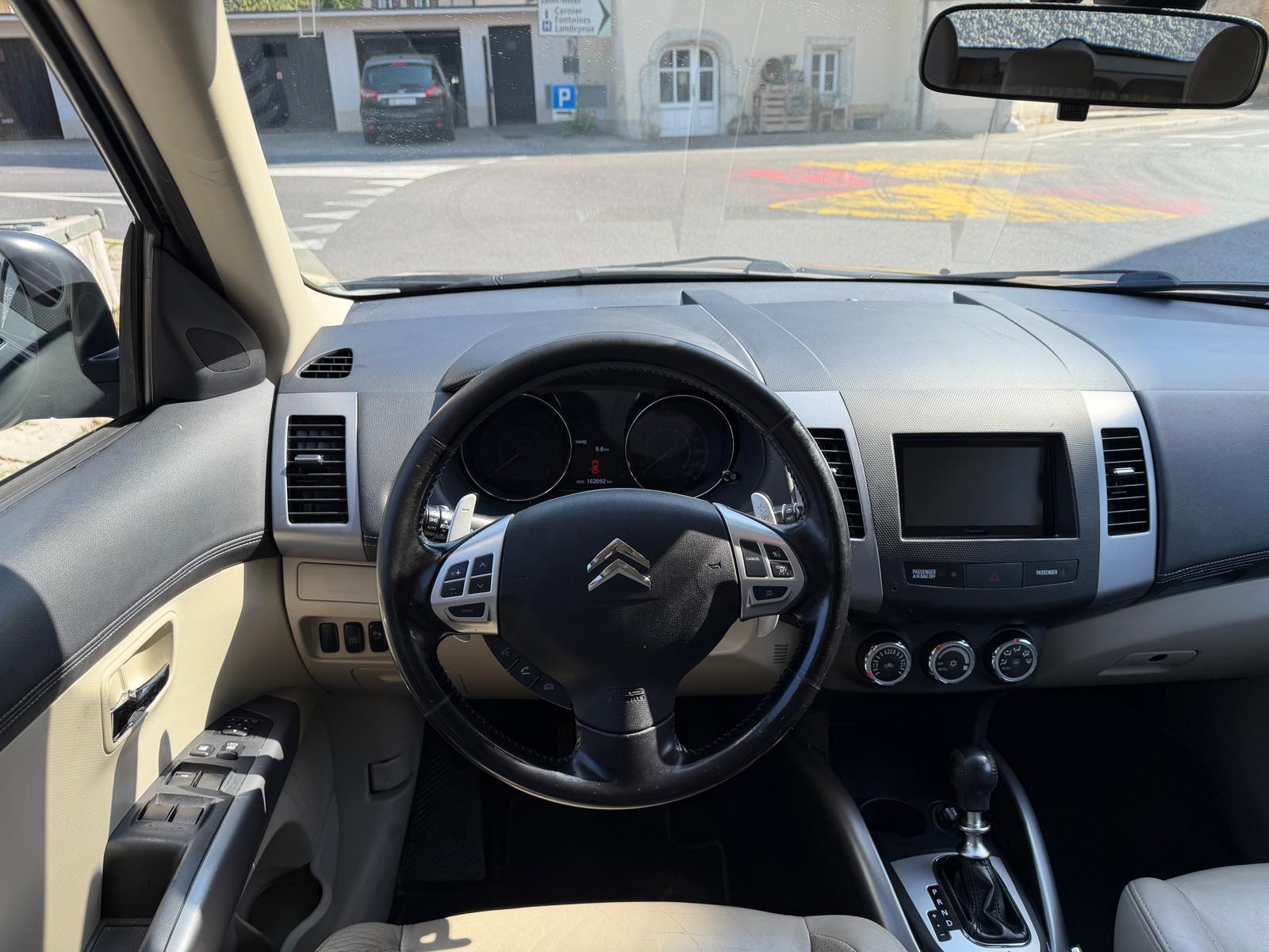CITROEN C-Crosser 2.2 HDi Exclusive DCS6-image-5
