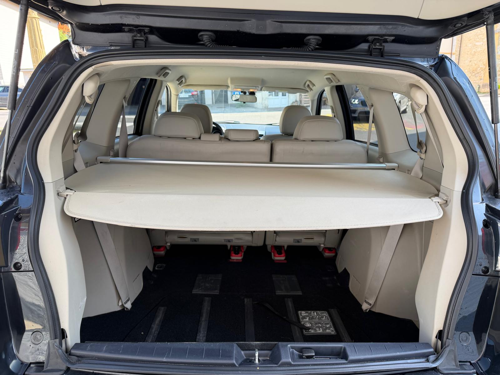 CITROEN C-Crosser 2.2 HDi Exclusive DCS6-image-12