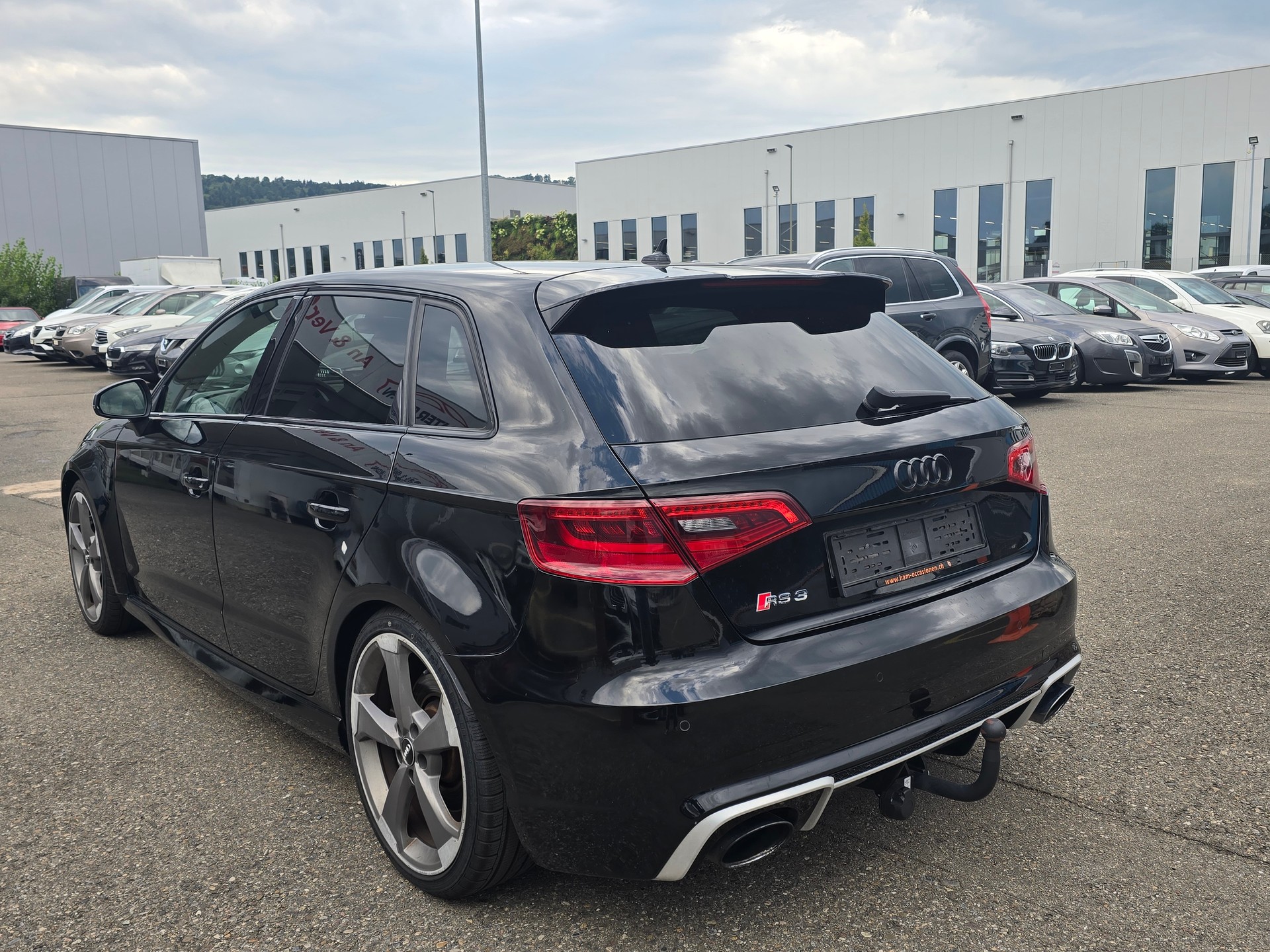 AUDI RS3 2.5 TSI quattro S-tronic-image-4