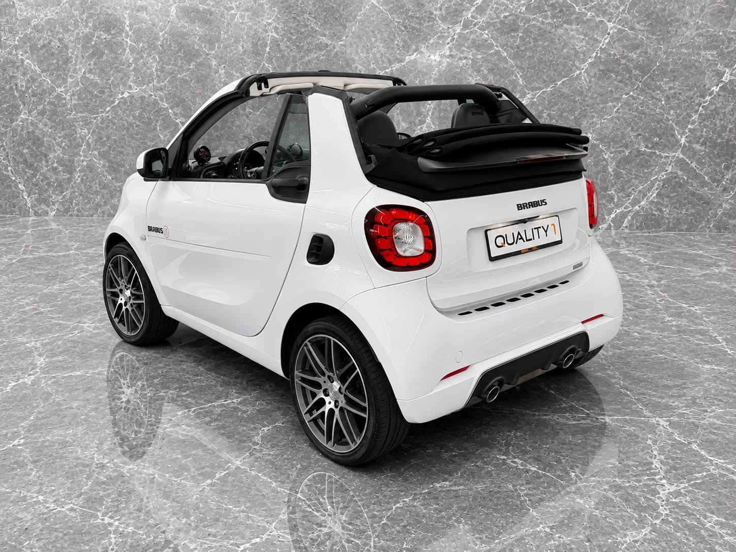 SMART fortwo Cabrio Brabus 109 Xclusive twinmatic-image-8