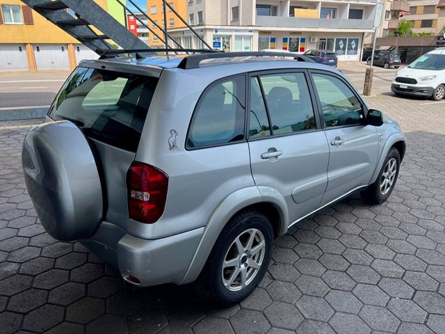 TOYOTA RAV-4 2.0 16V Linea Sol-image-4