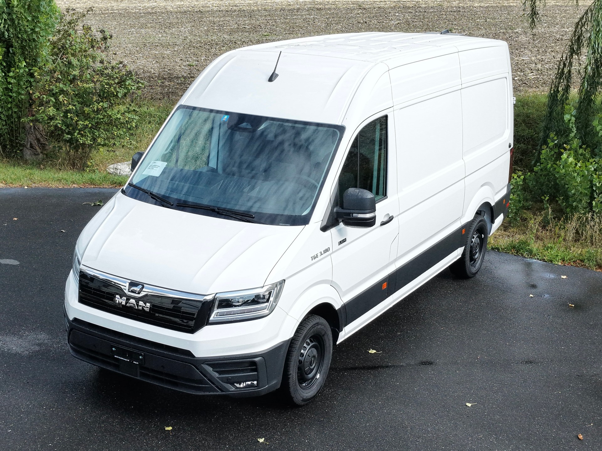 MAN TGE 3.5 4x4 Standard Kastenwagen-image-1