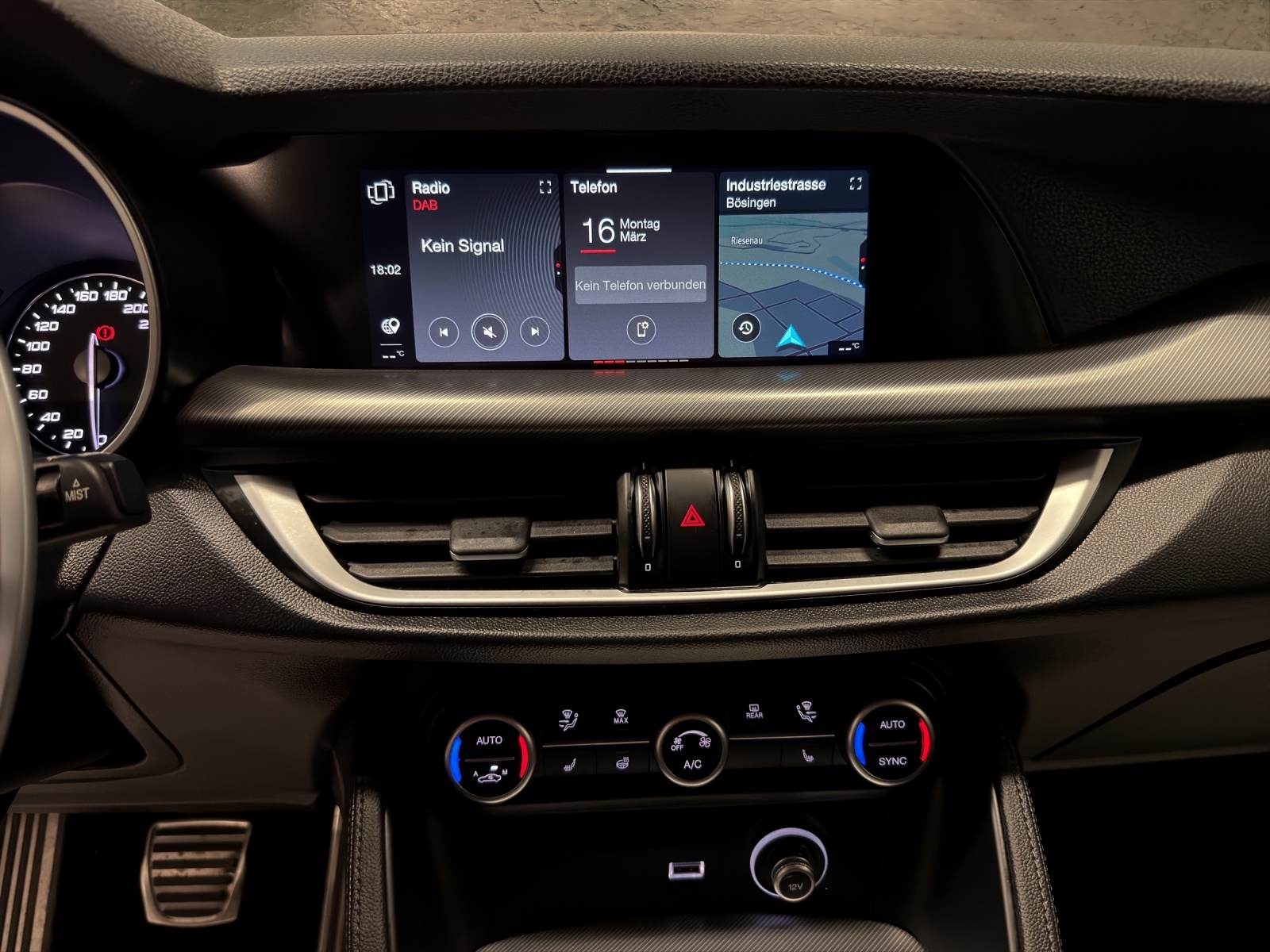 ALFA ROMEO Stelvio 2.0 Sprint Q4 Q4 Automatic-image-9