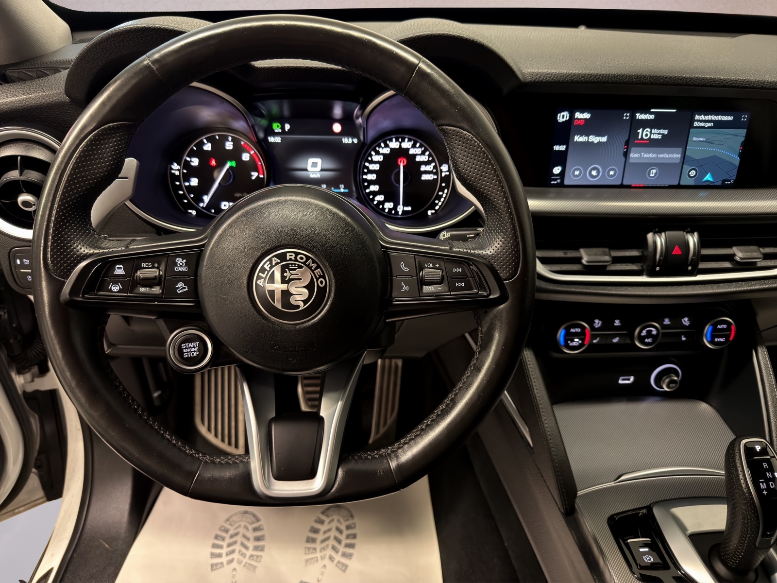 ALFA ROMEO Stelvio 2.0 Sprint Q4 Q4 Automatic-image-12