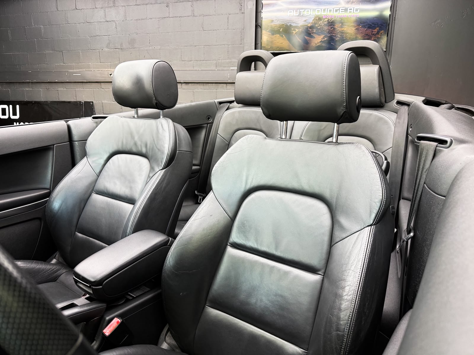 AUDI A3 Cabriolet 2.0 TFSI Attraction-image-15