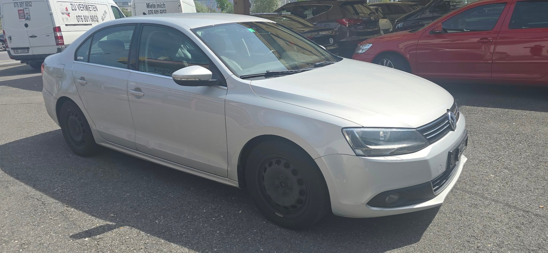 VW Jetta 1.6 TDI Comfortline DSG-image-2