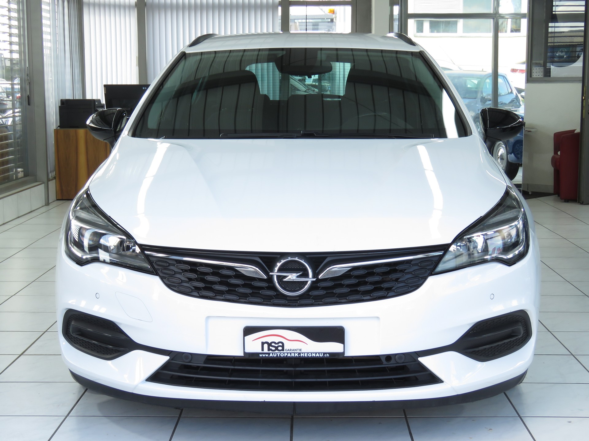 OPEL Astra Sports Tourer 1.4i Turbo Elegance-image-1